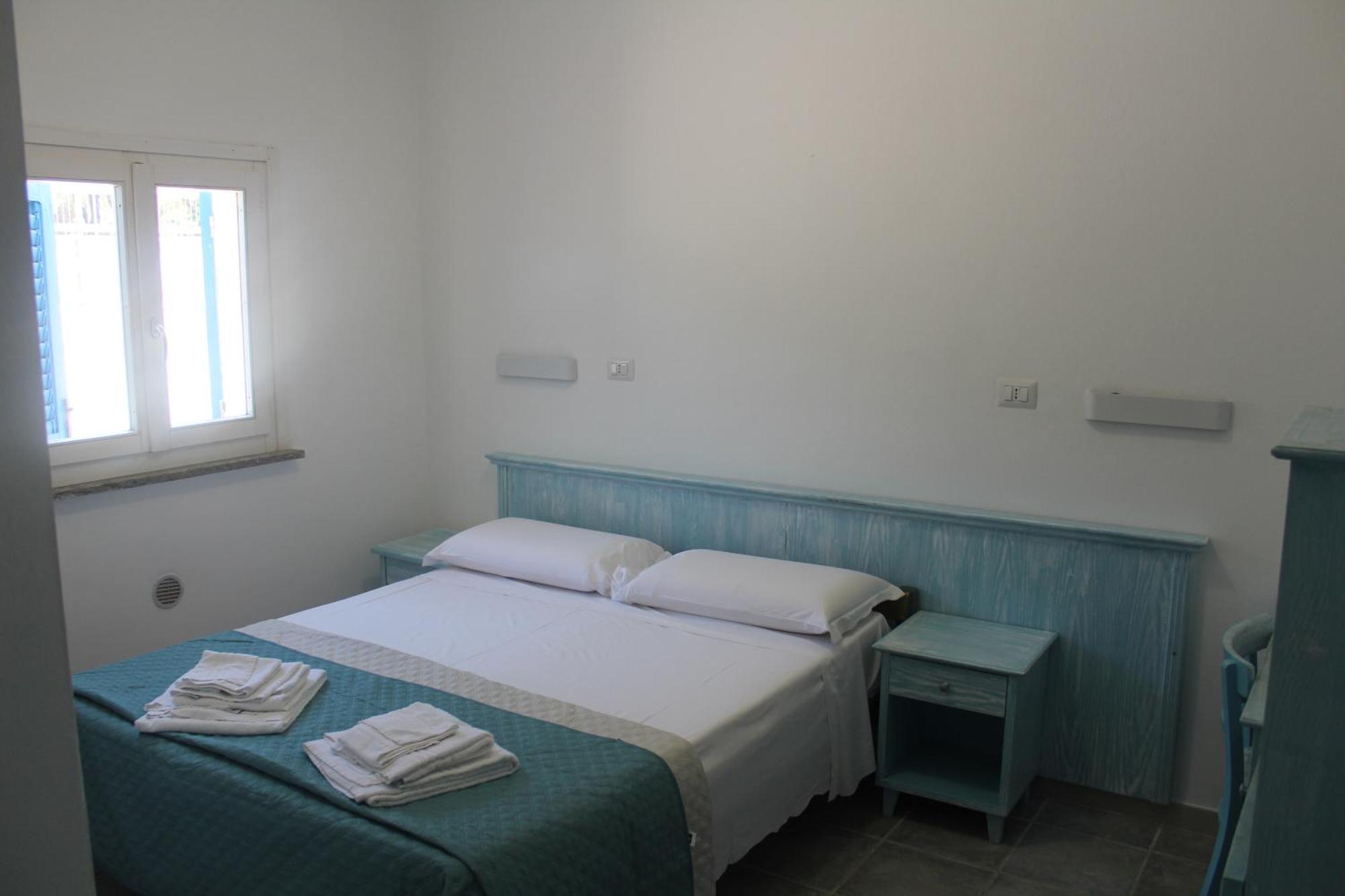 Economy Double or Twin Room,1589688775:JPEG