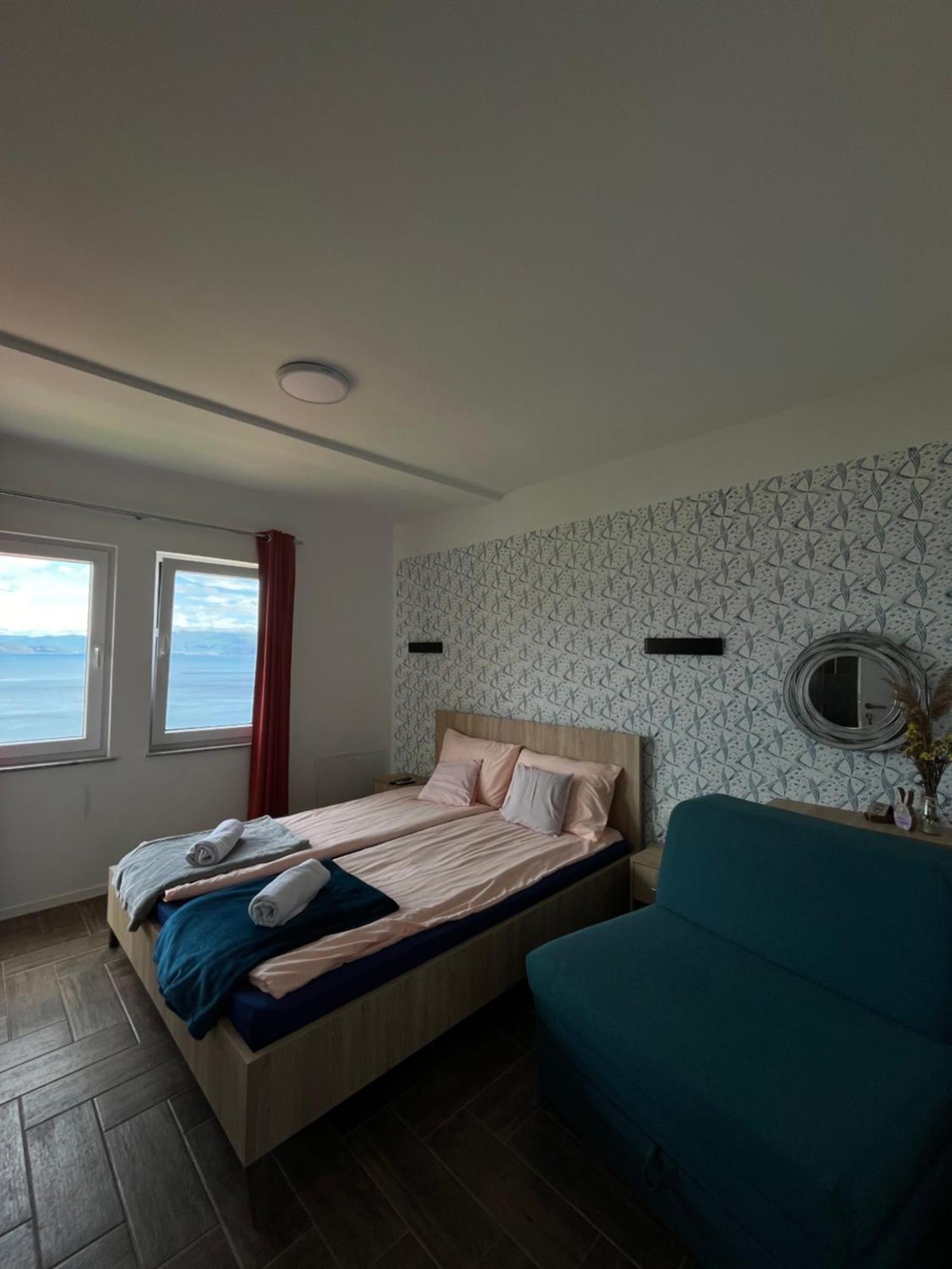 Studio with Lake View