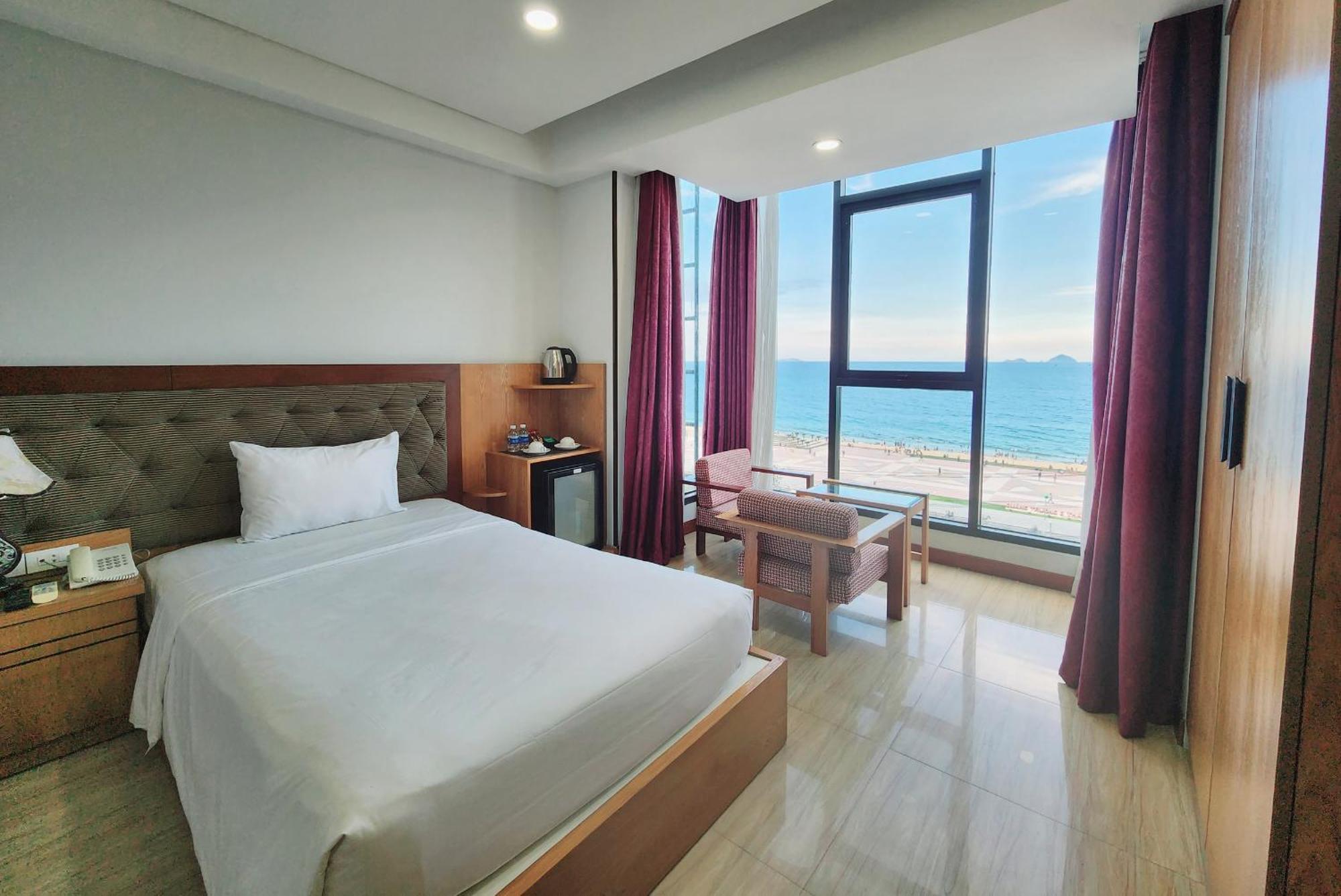 Phòng Premier đôi hoặc 2 giường đơn nhìn ra biển