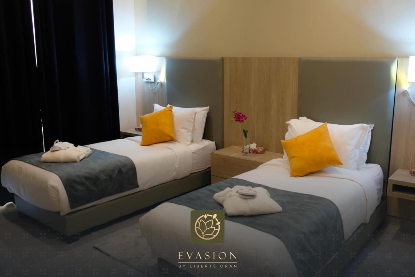 Standard Twin Room,1589849126:JPEG
