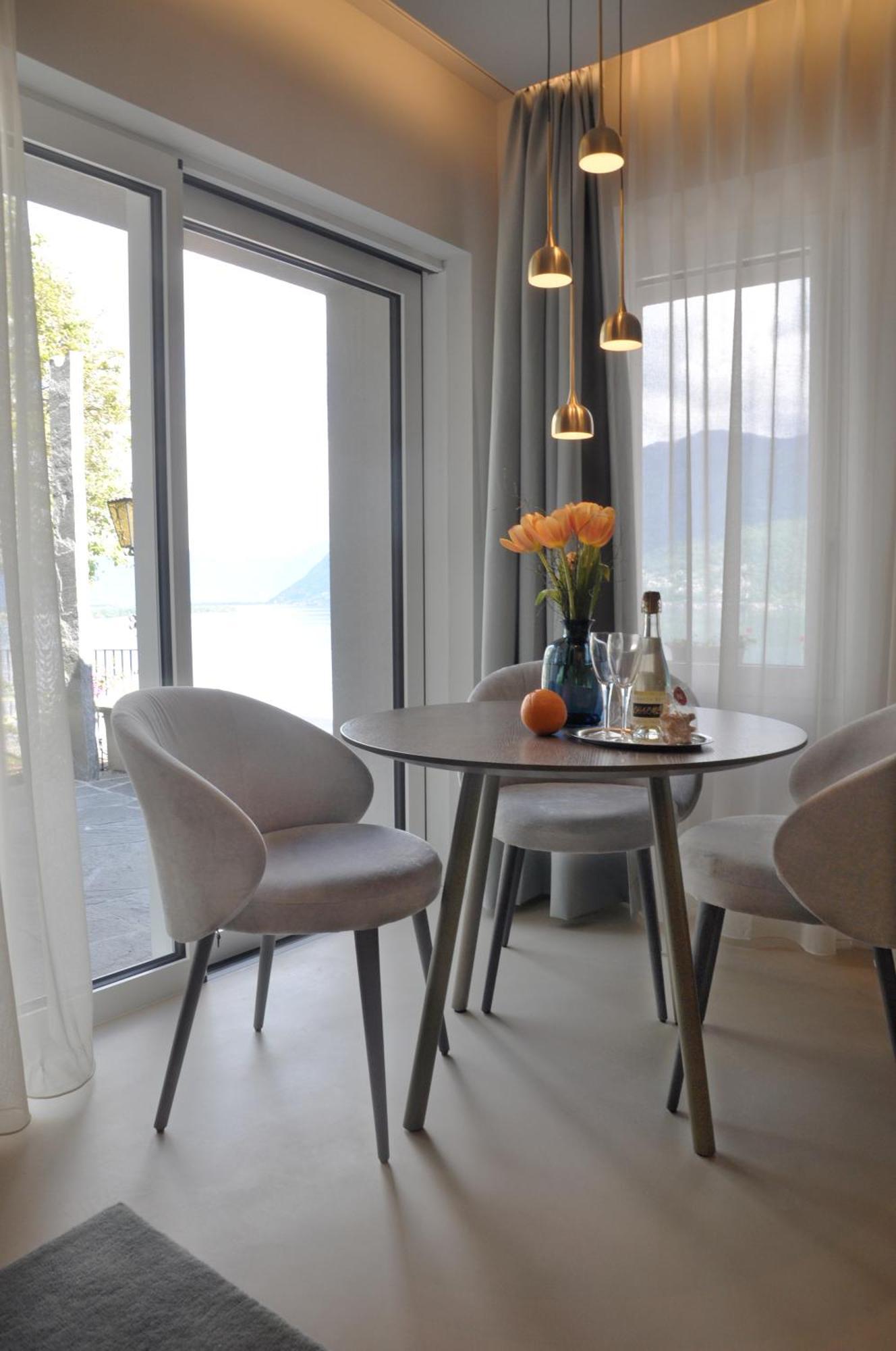 Apartment mit 2 Schlafzimmern, Balkon und Seeblick