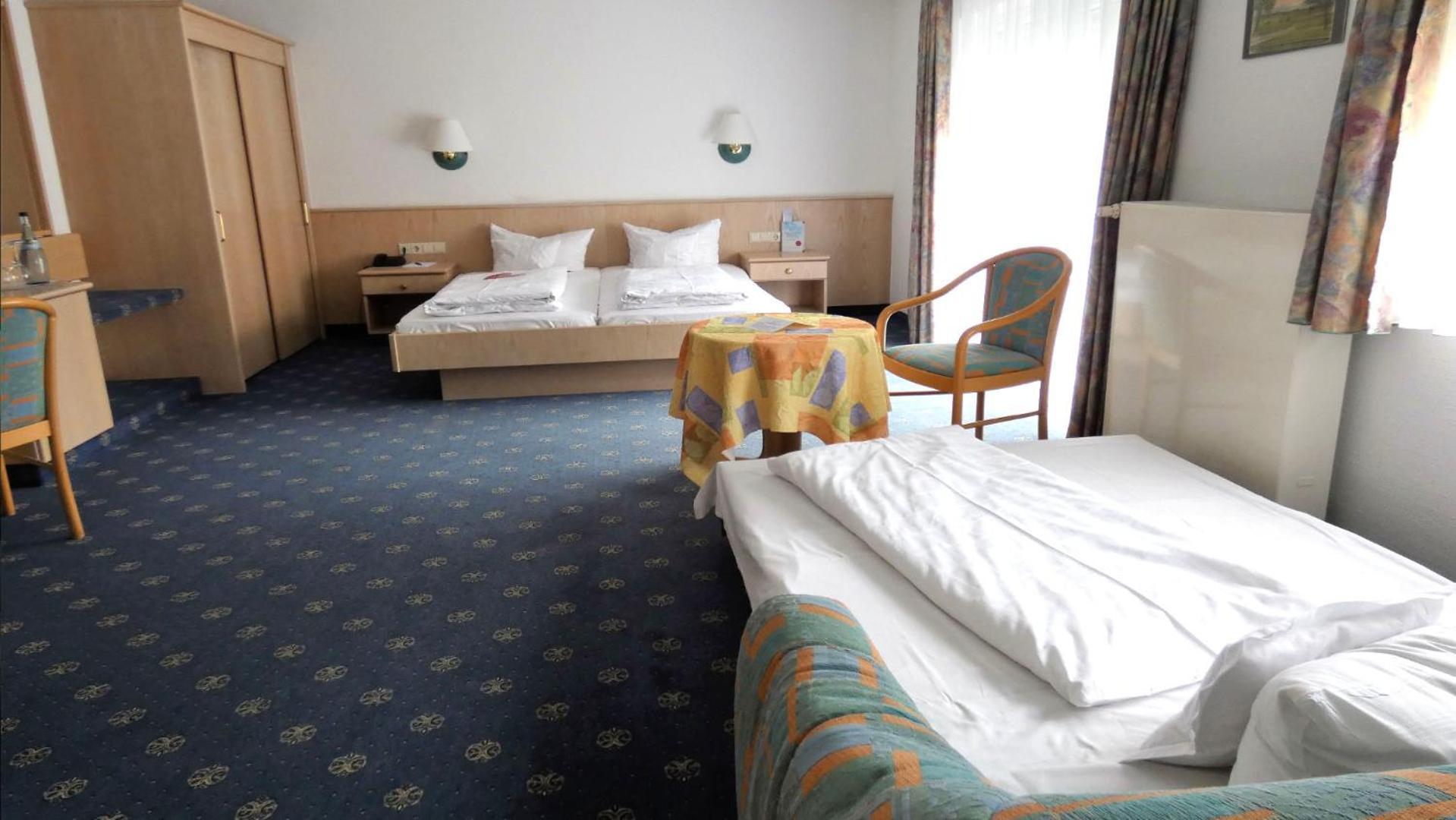 Large Double Room