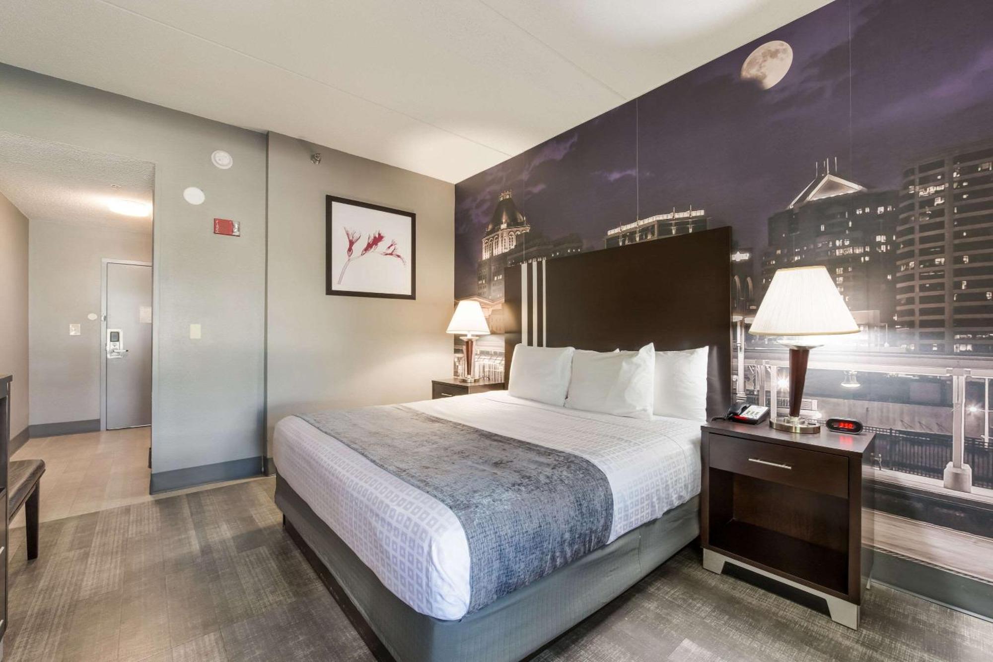 Habitación con cama extragrande adaptada para persona de movilidad reducida - No fumadores