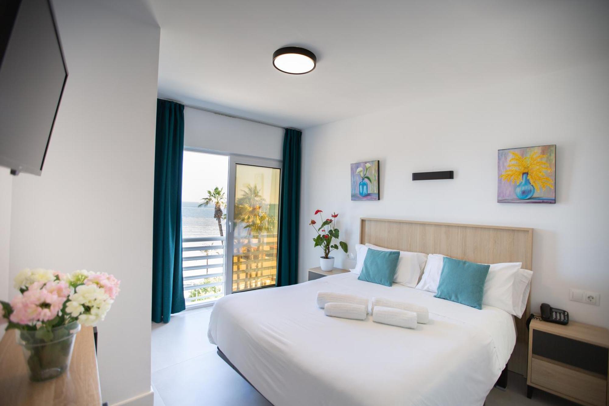 Double or Twin Room Sea View,1590344756:JPEG