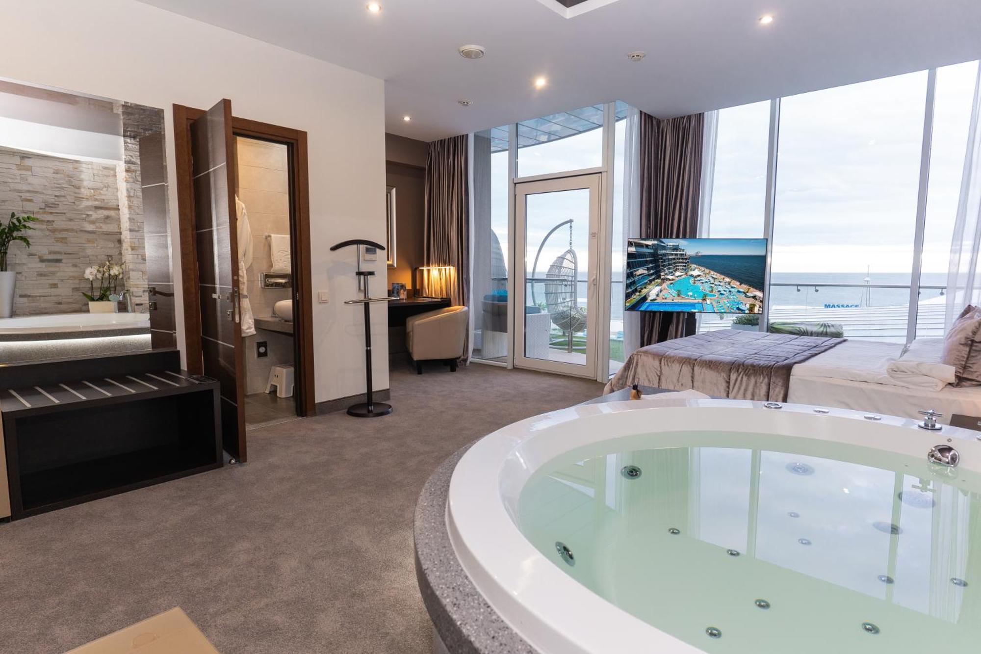 Suite with Terrace, Sea View