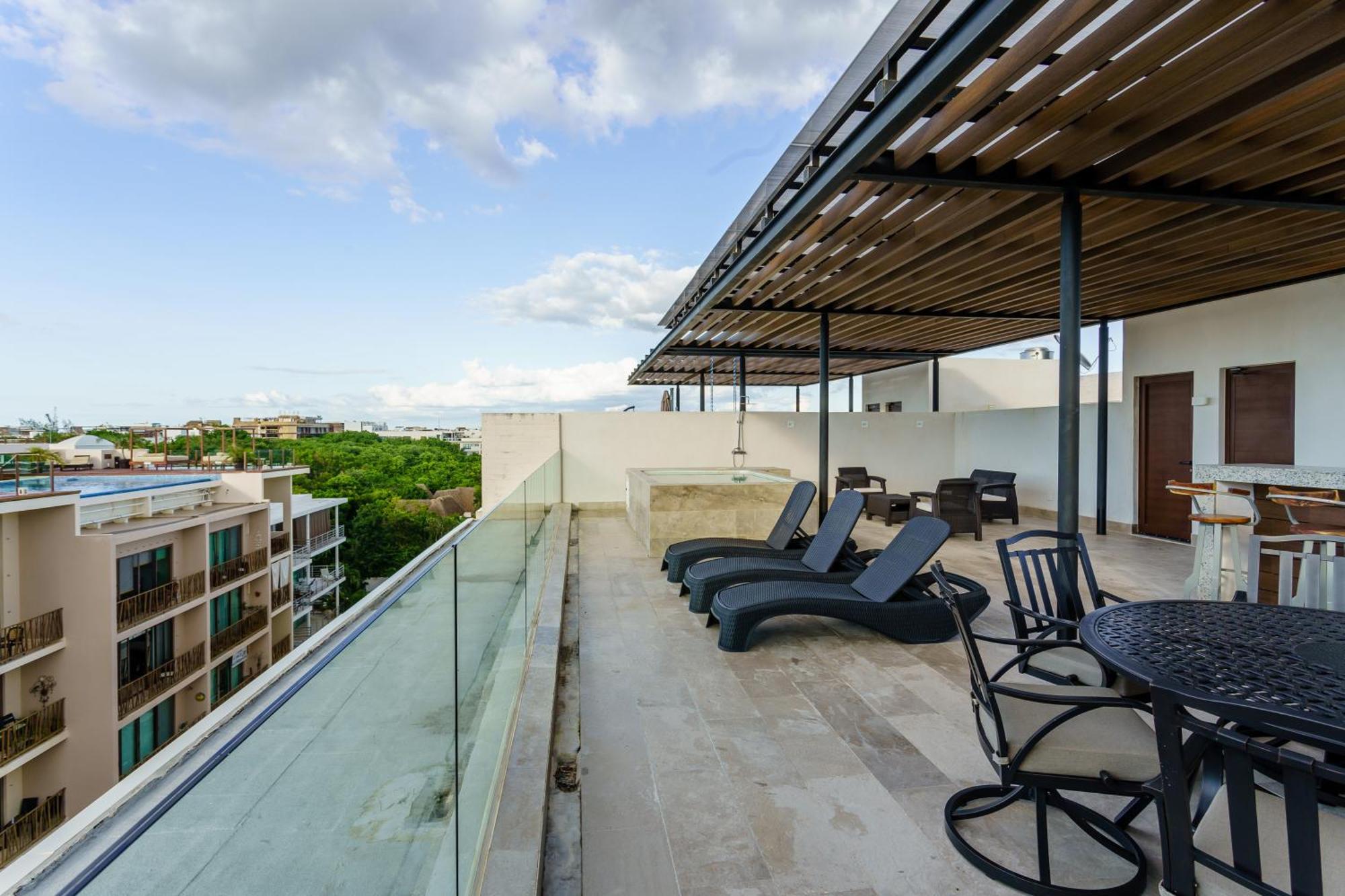 Penthouse Apartment
