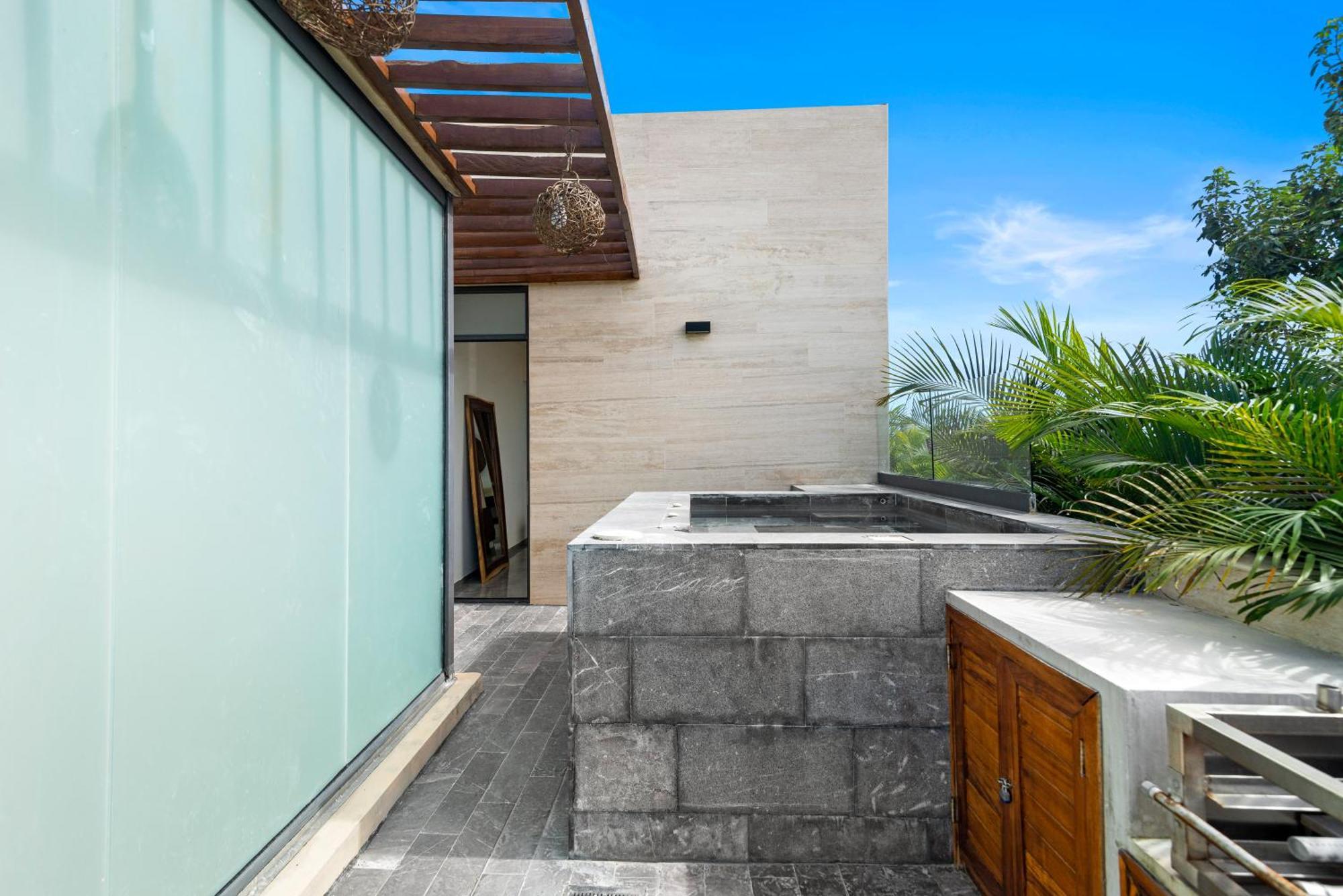 Two-Bedroom Apartment Private Pool