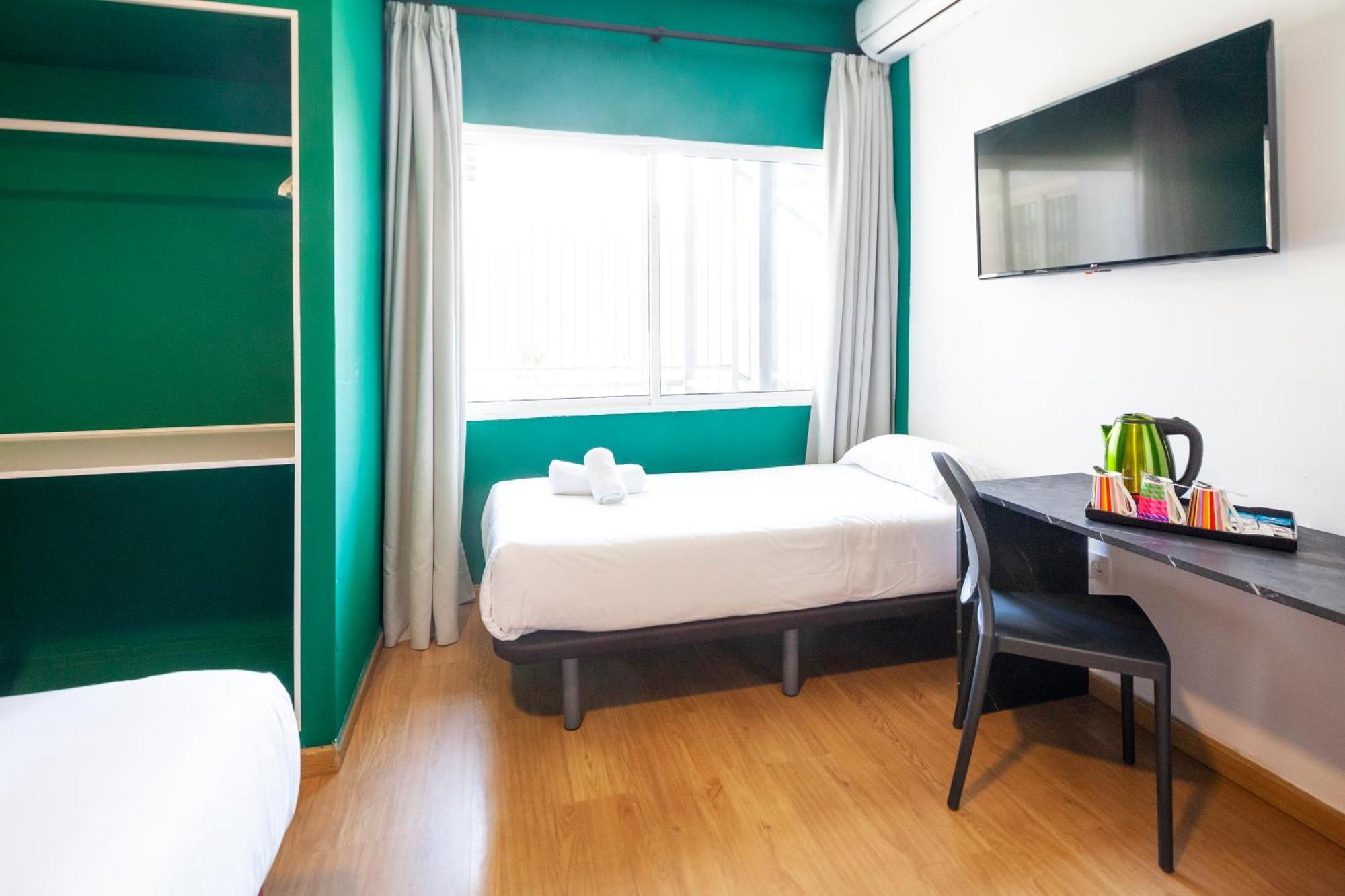 Budget Triple Room