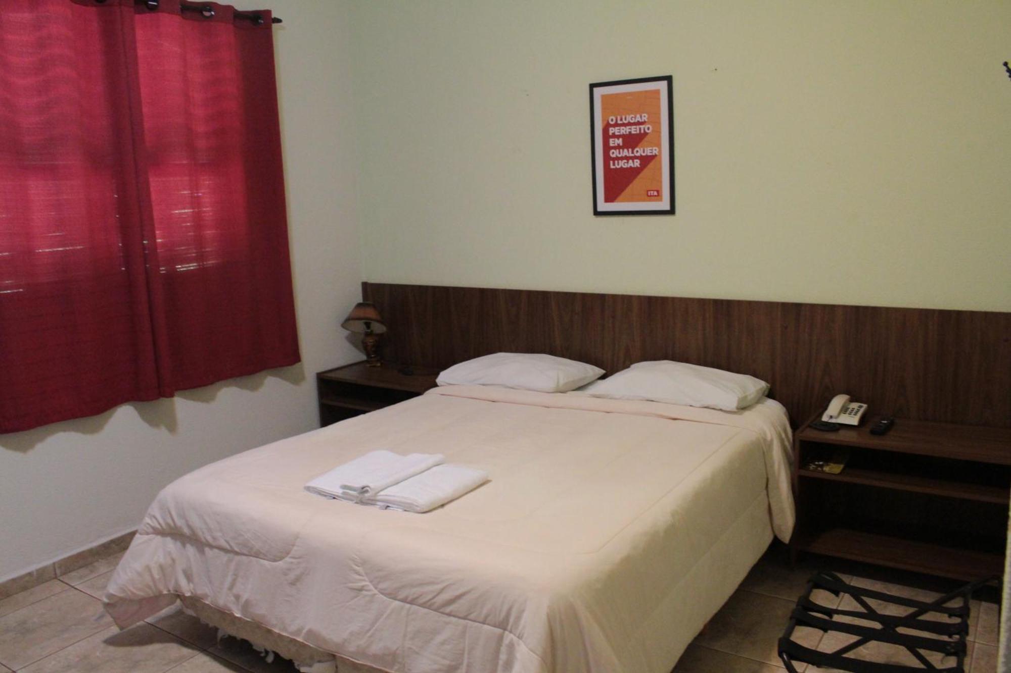 Quarto Duplo