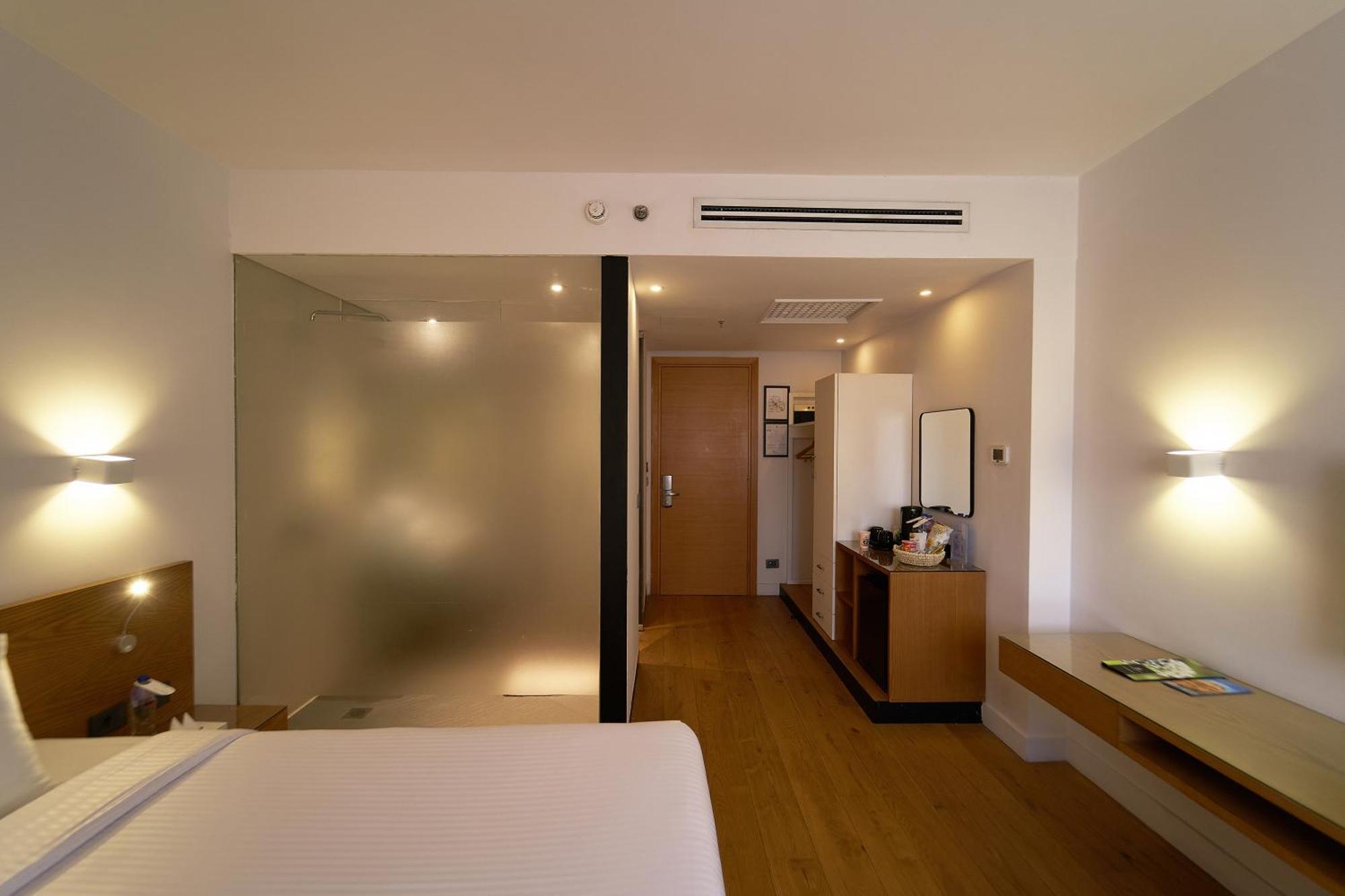 Superior Single Room