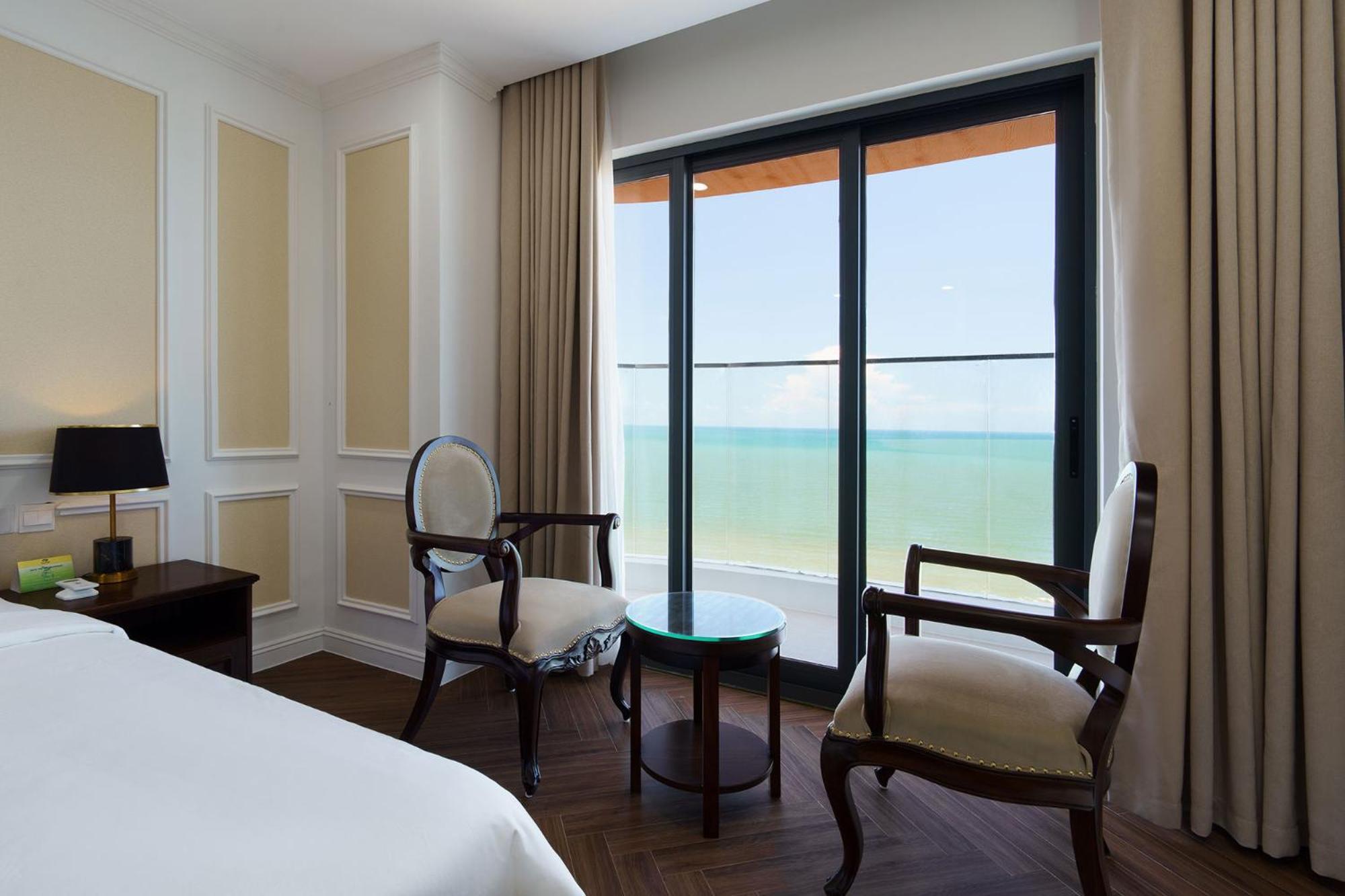 Suite with Sea View