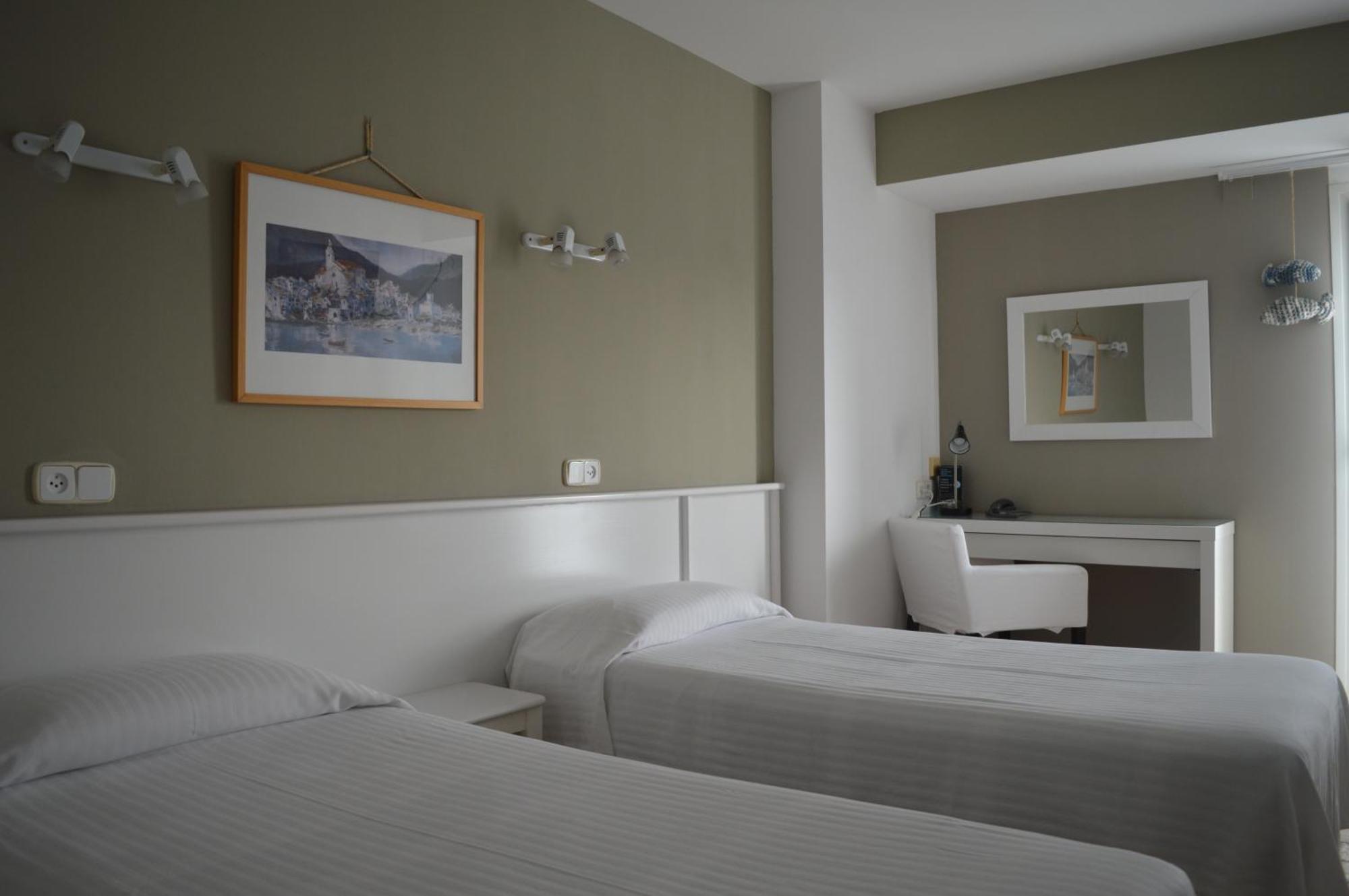 Double or Twin Room,264909409:JPEG