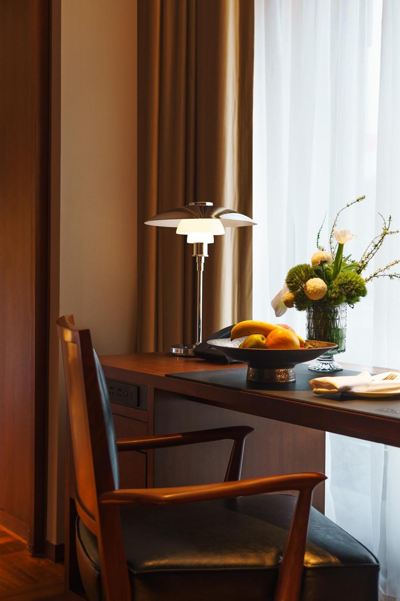 Shanghai Family Suite City View