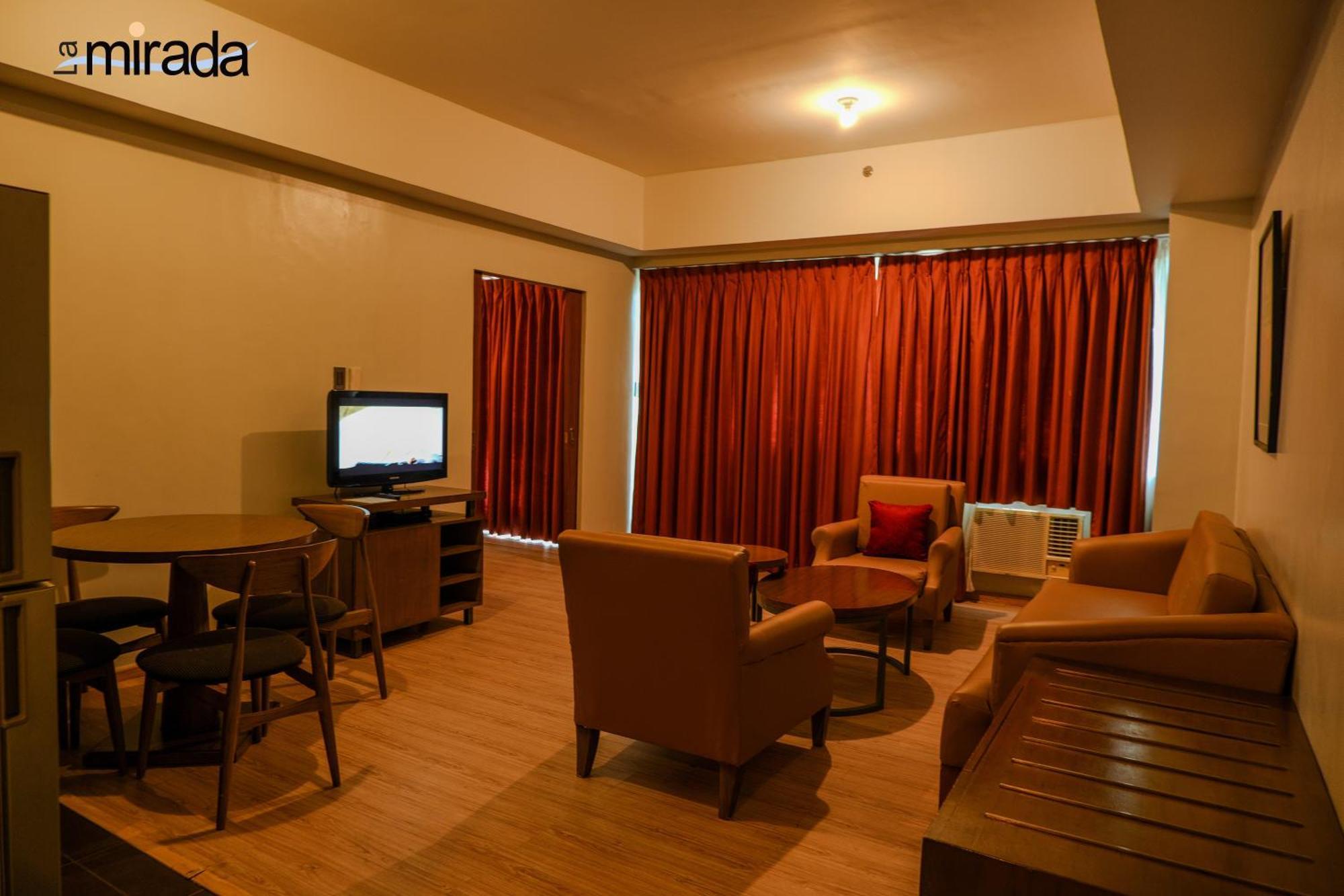 One-Bedroom Suite