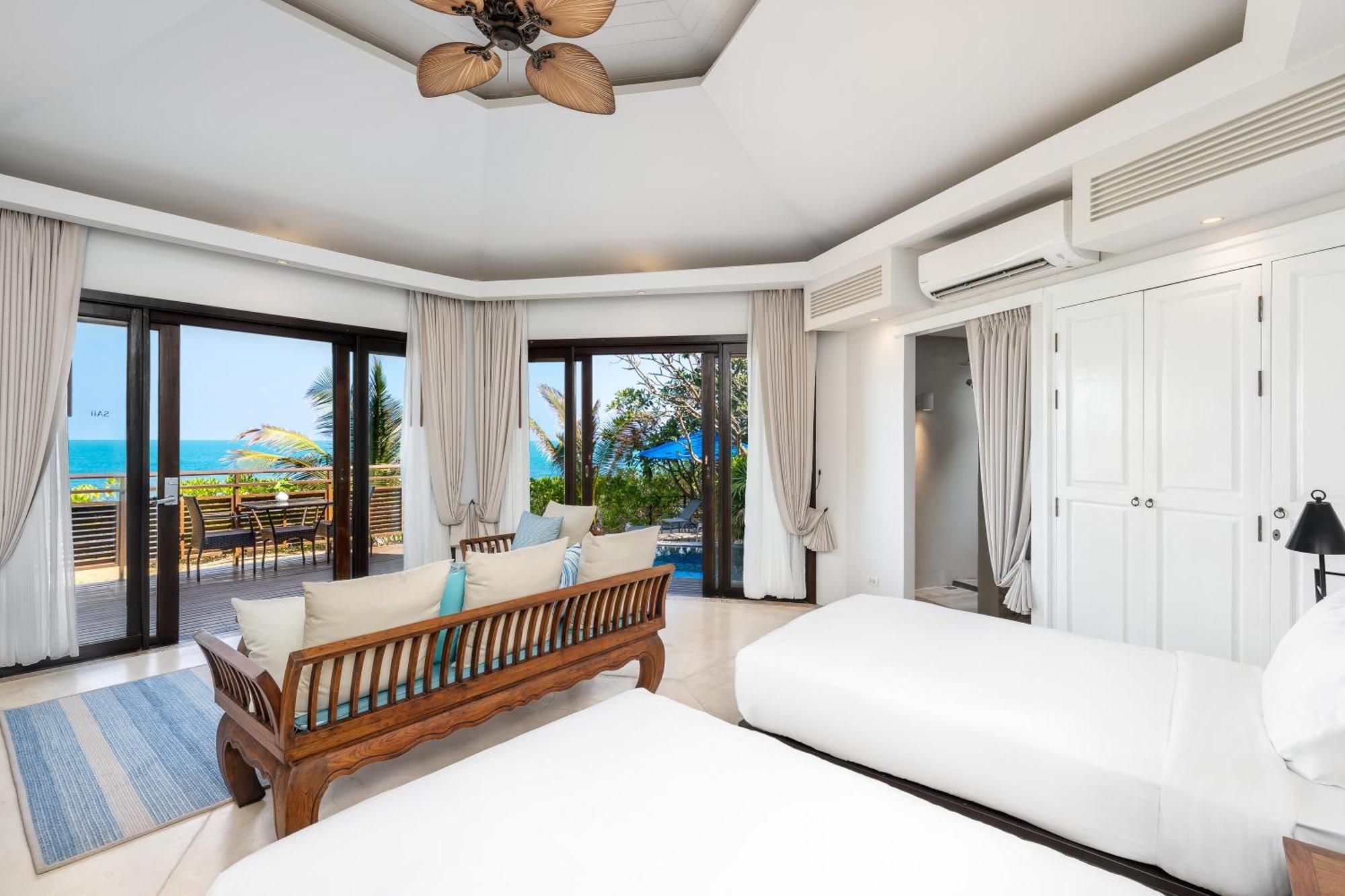 Beachfront Pool Villa