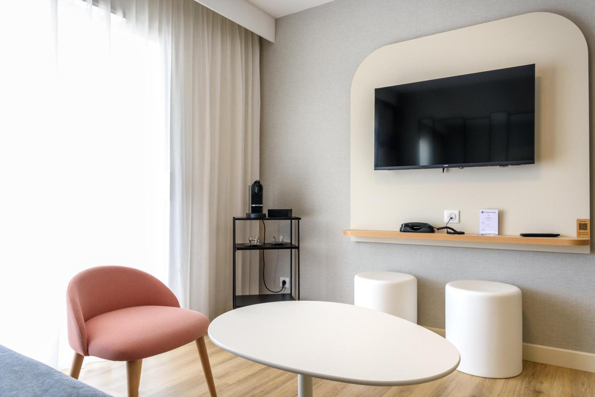 Suite 2 Chambres avec Terrasse et 2 Salles de Bains