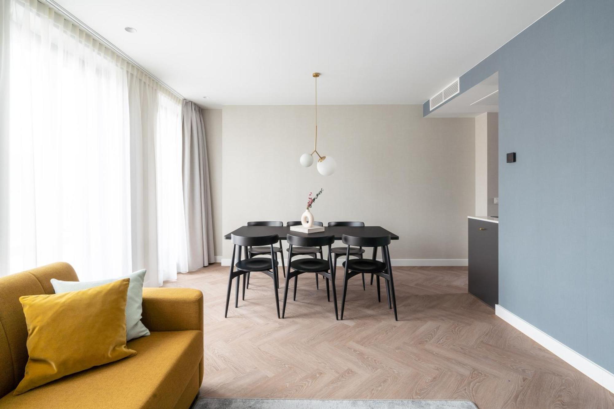 Large 2 Bedroom Apartment Terrace Sofa Bed