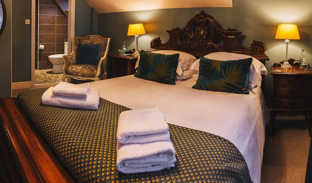 Deluxe King Room