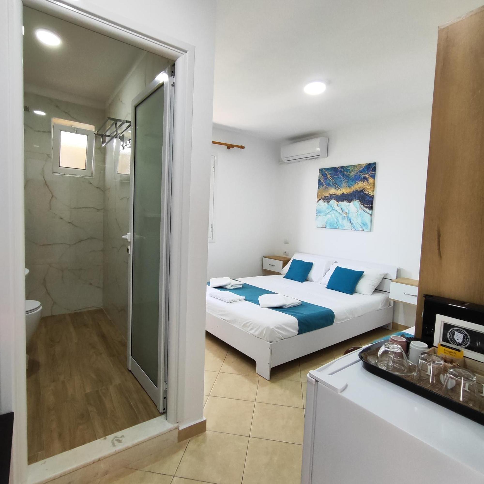 Triple Room with Private Bathroom