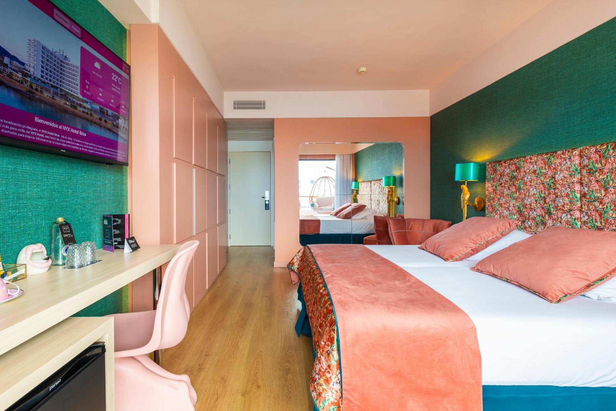 Comfort Twin Room
