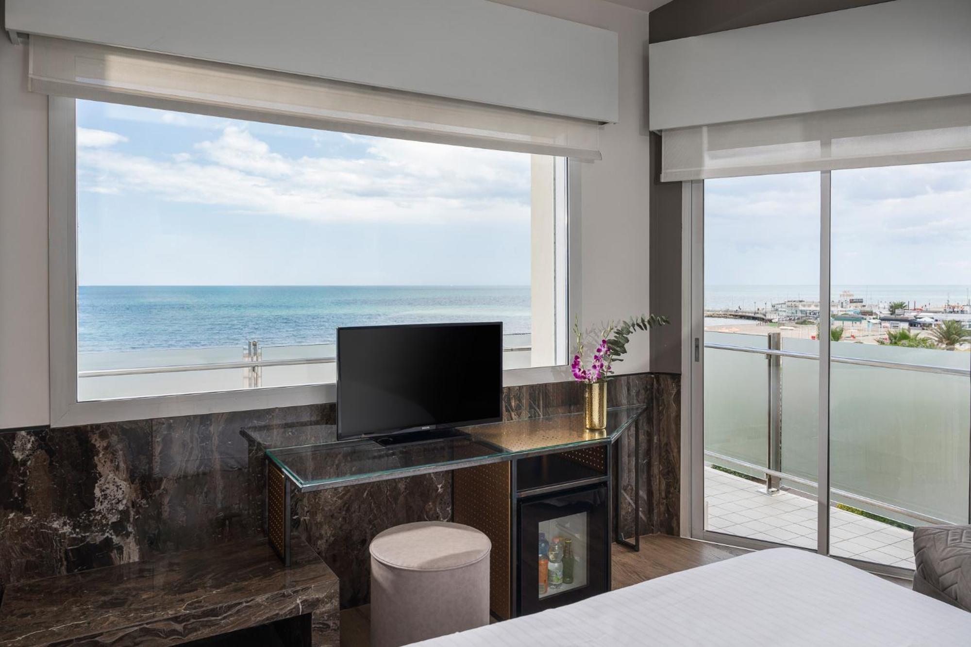 Superior Double Room Sea View
