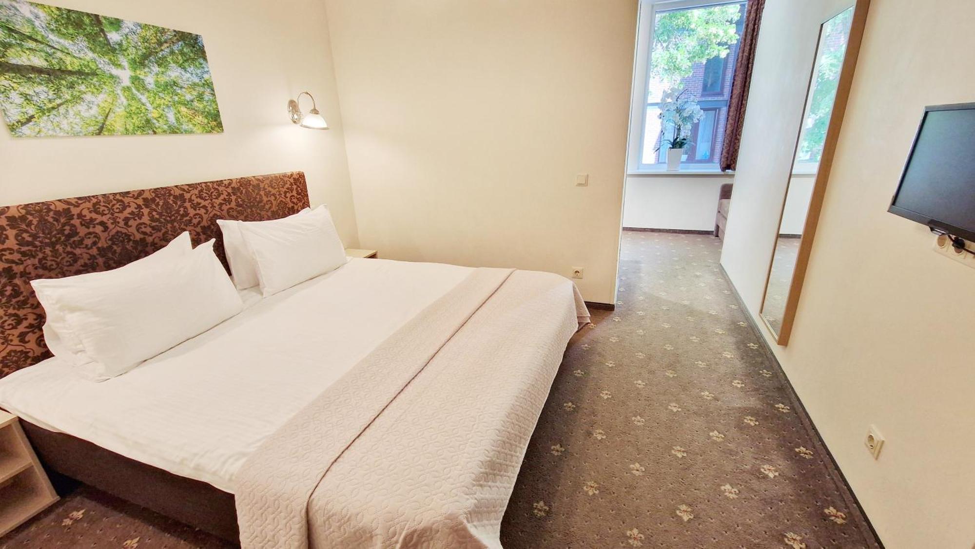Junior Suite,1773714126:JPEG