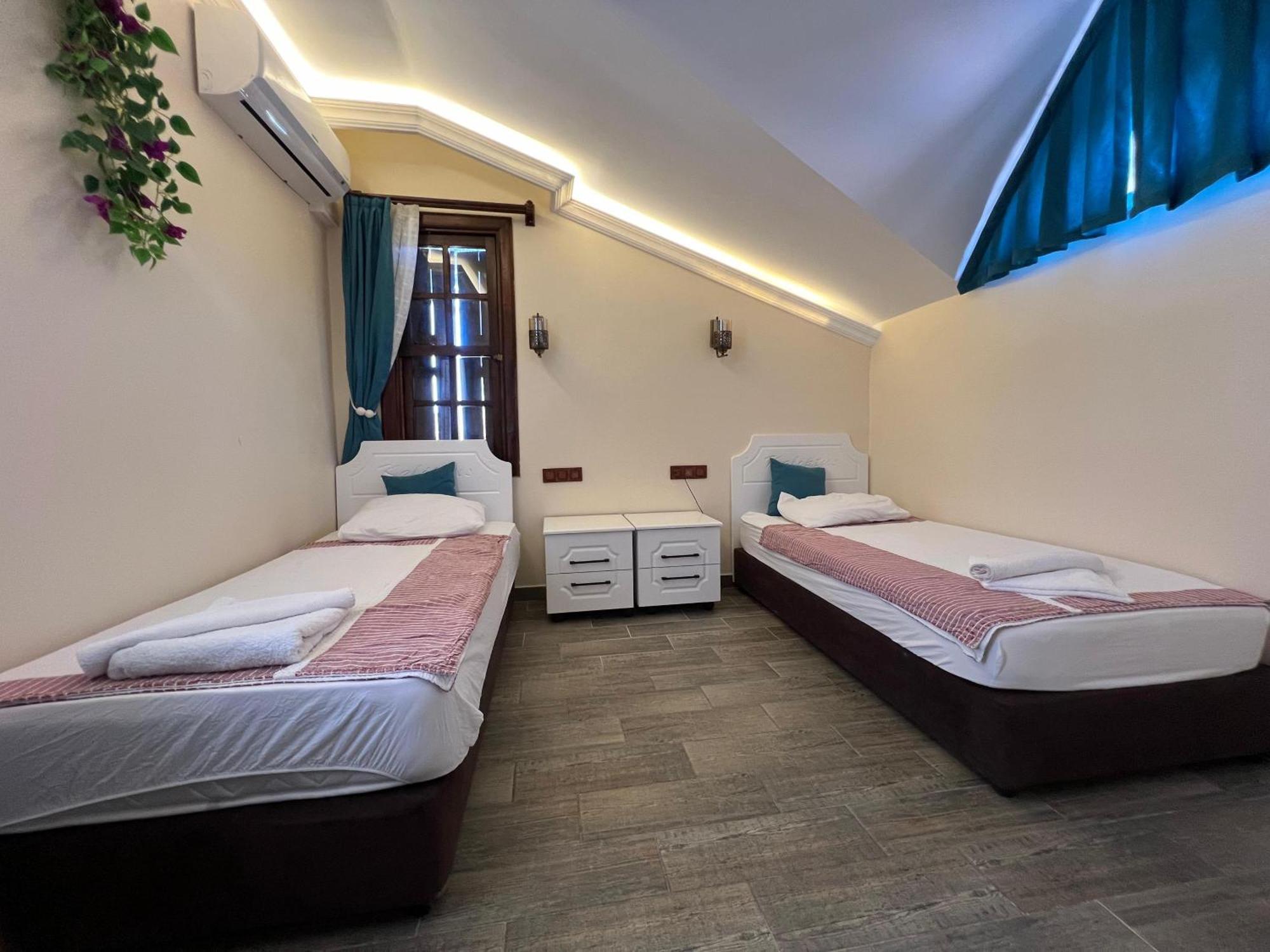 Single Room,1592894895:JPEG