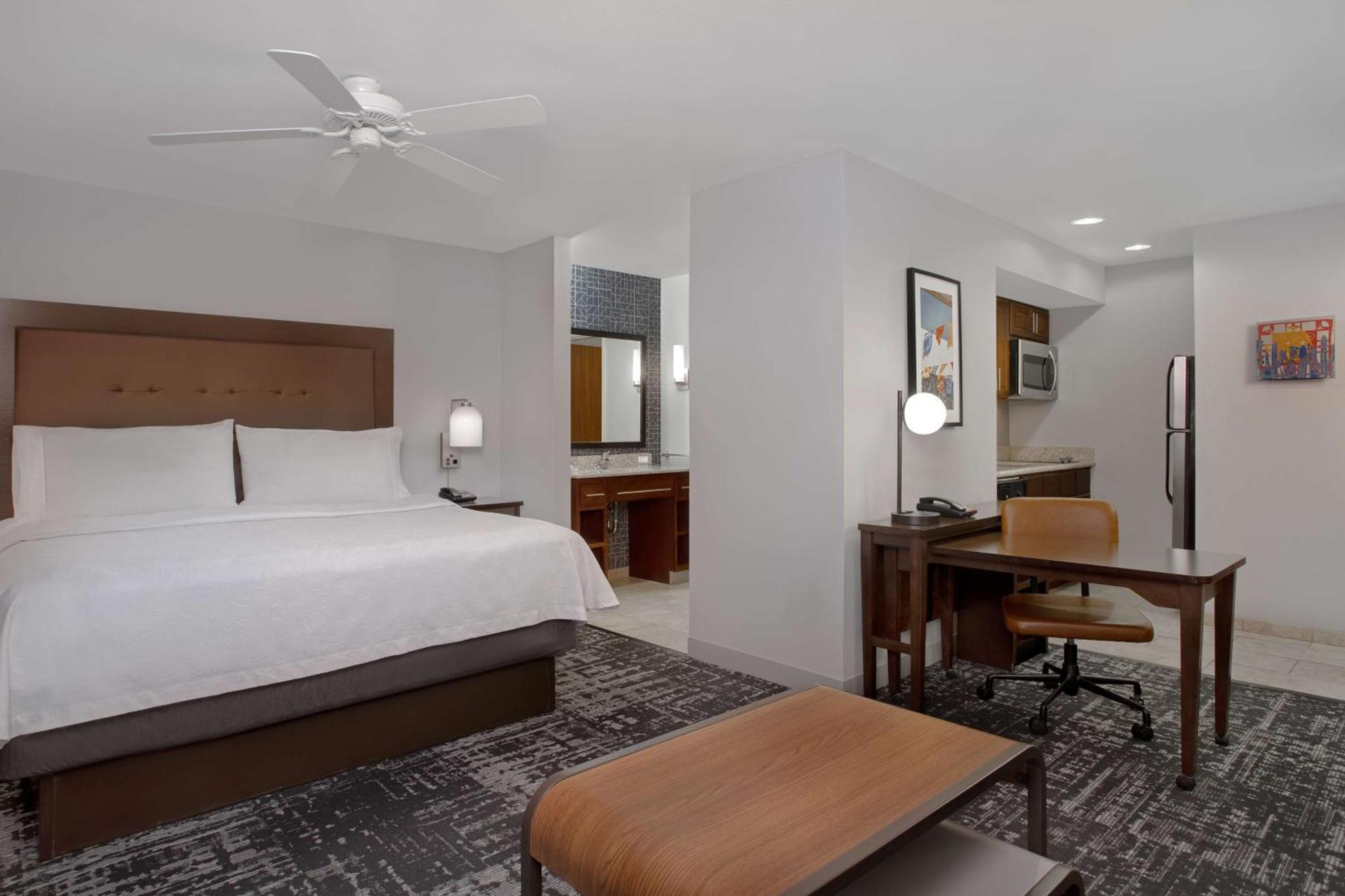 Suite Deluxe con cama extragrande para no fumadores