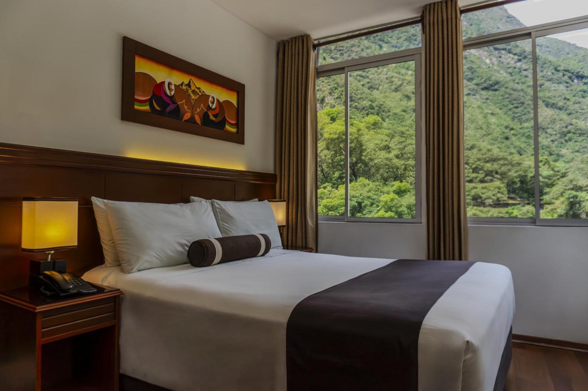 Double Room with Mountain View