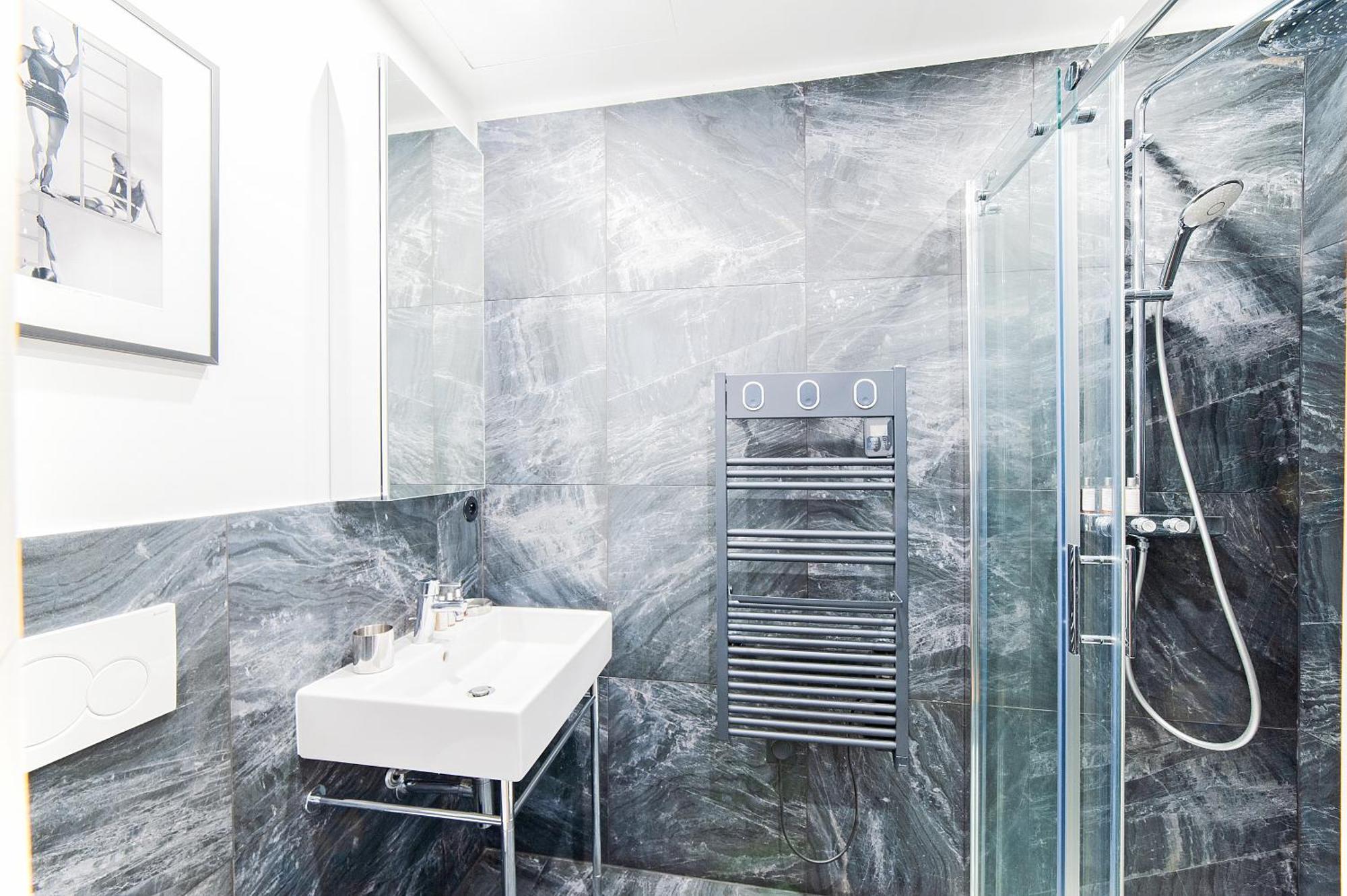 Double Room Private Bathroom