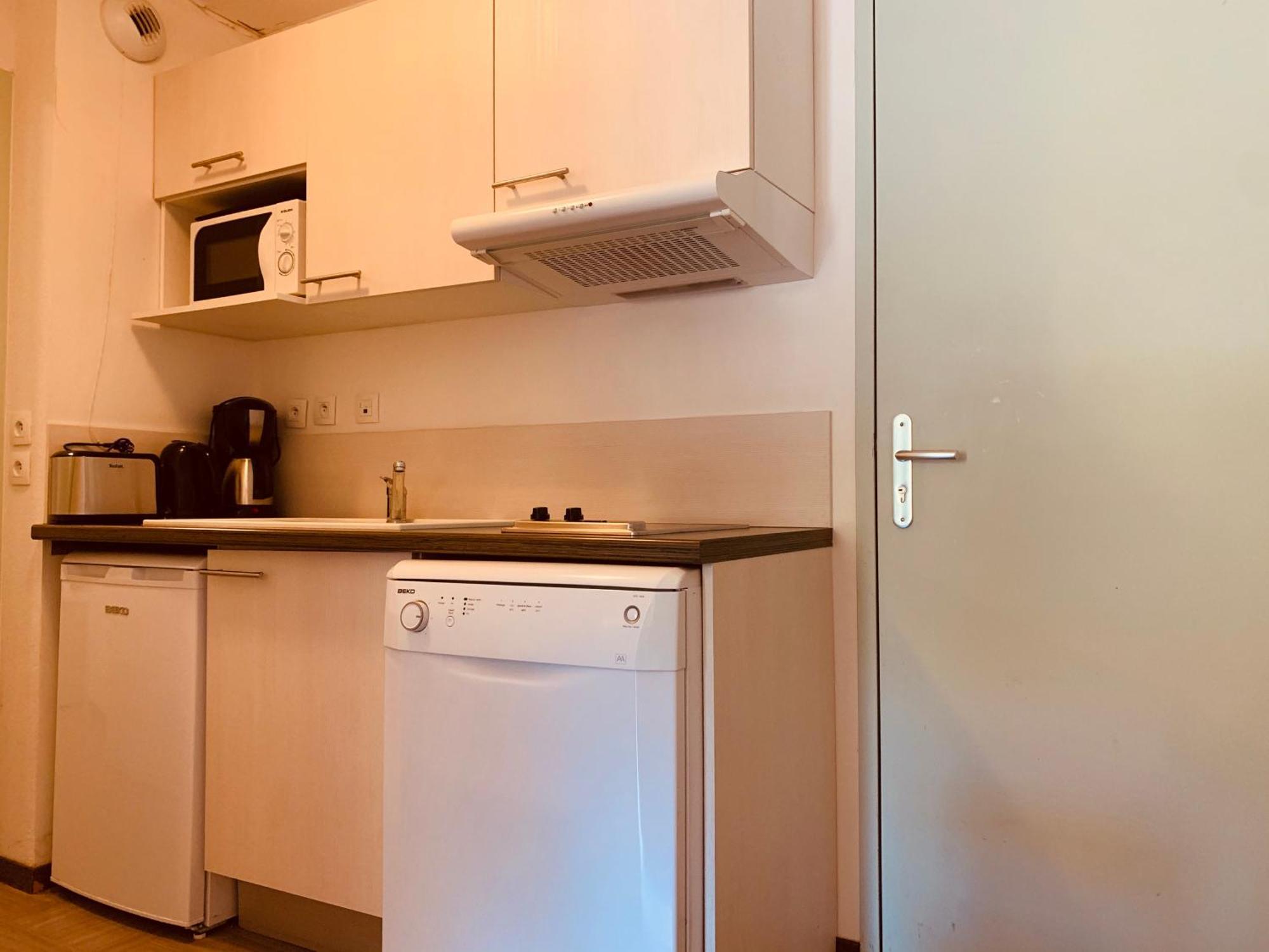 1-Bedroom Apartment linen not included - 2 people