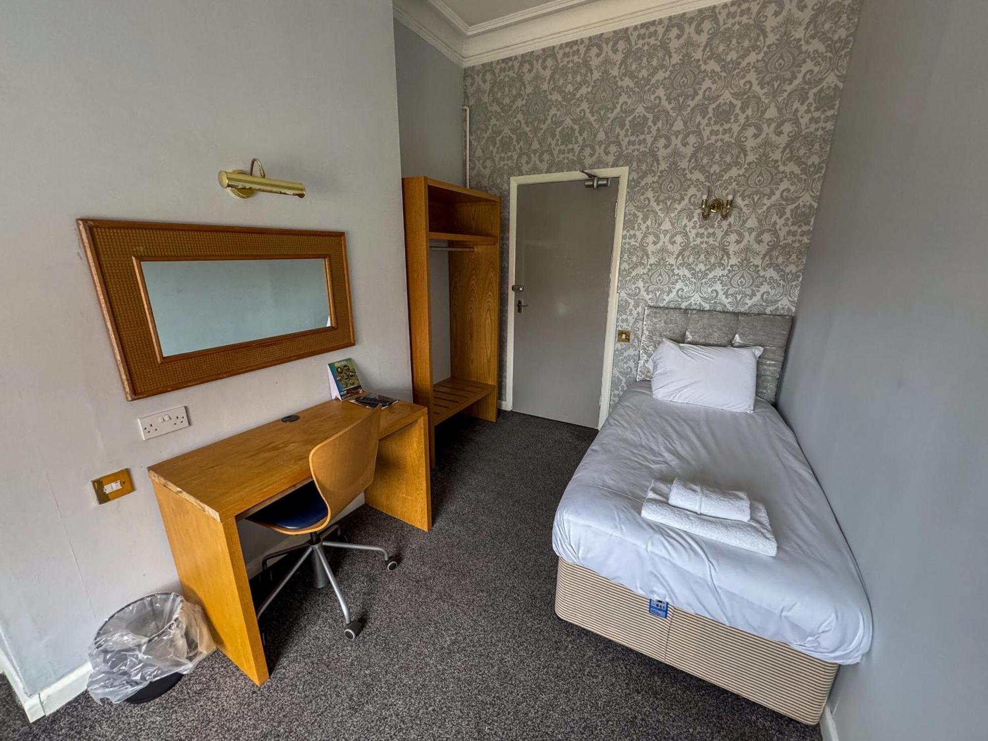 Budget Single Room