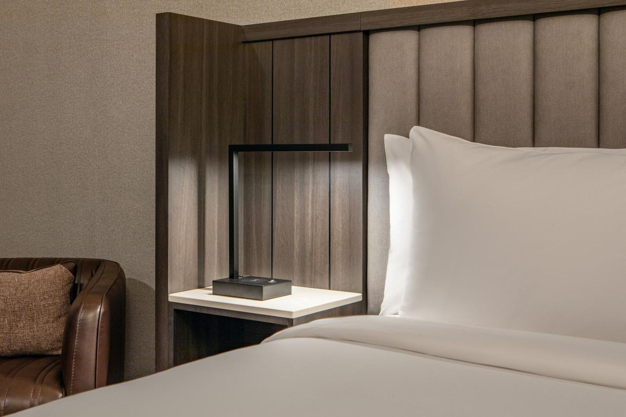 King Room with Sofa Bed - Hearing Accessible