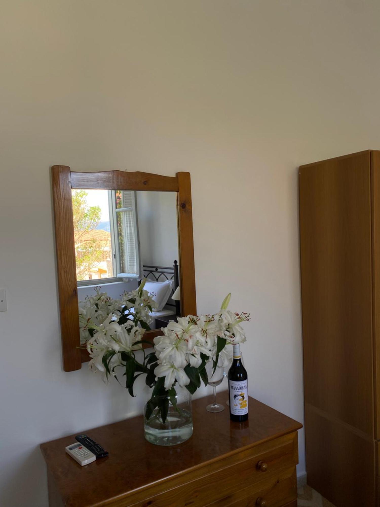 Twin Room with Shower