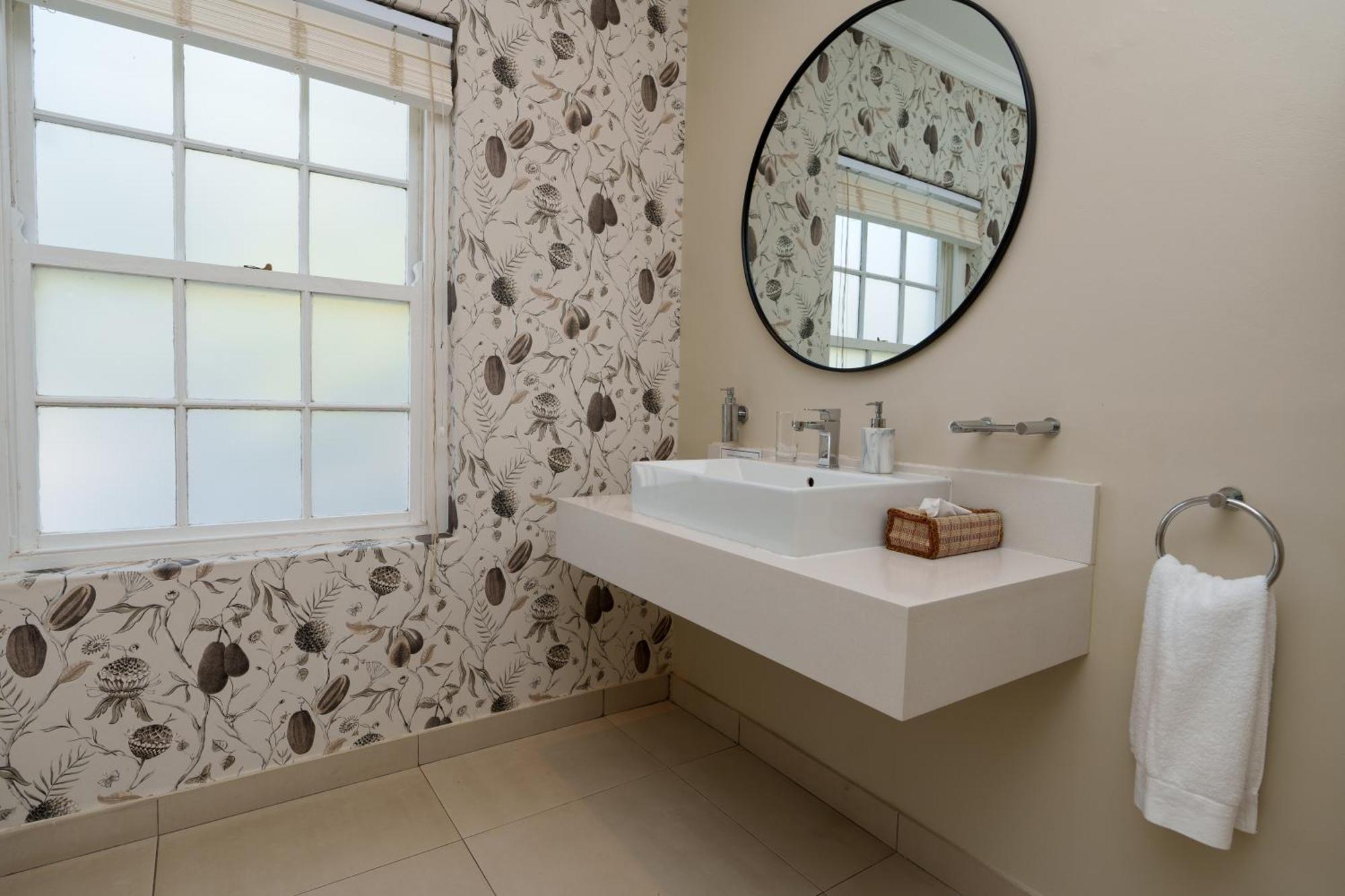 Manor Zimmer mit Poolblick