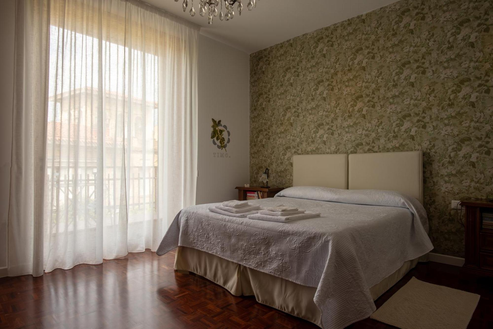 Junior Suite with Balcony