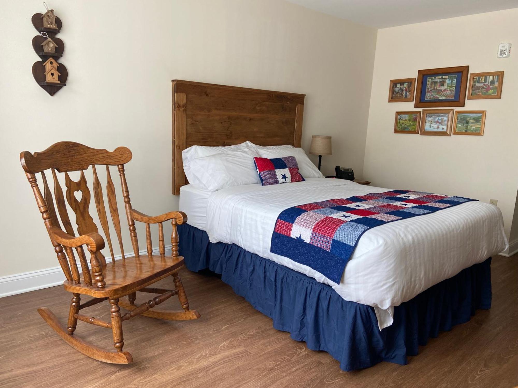 Queen Room - Disability Access