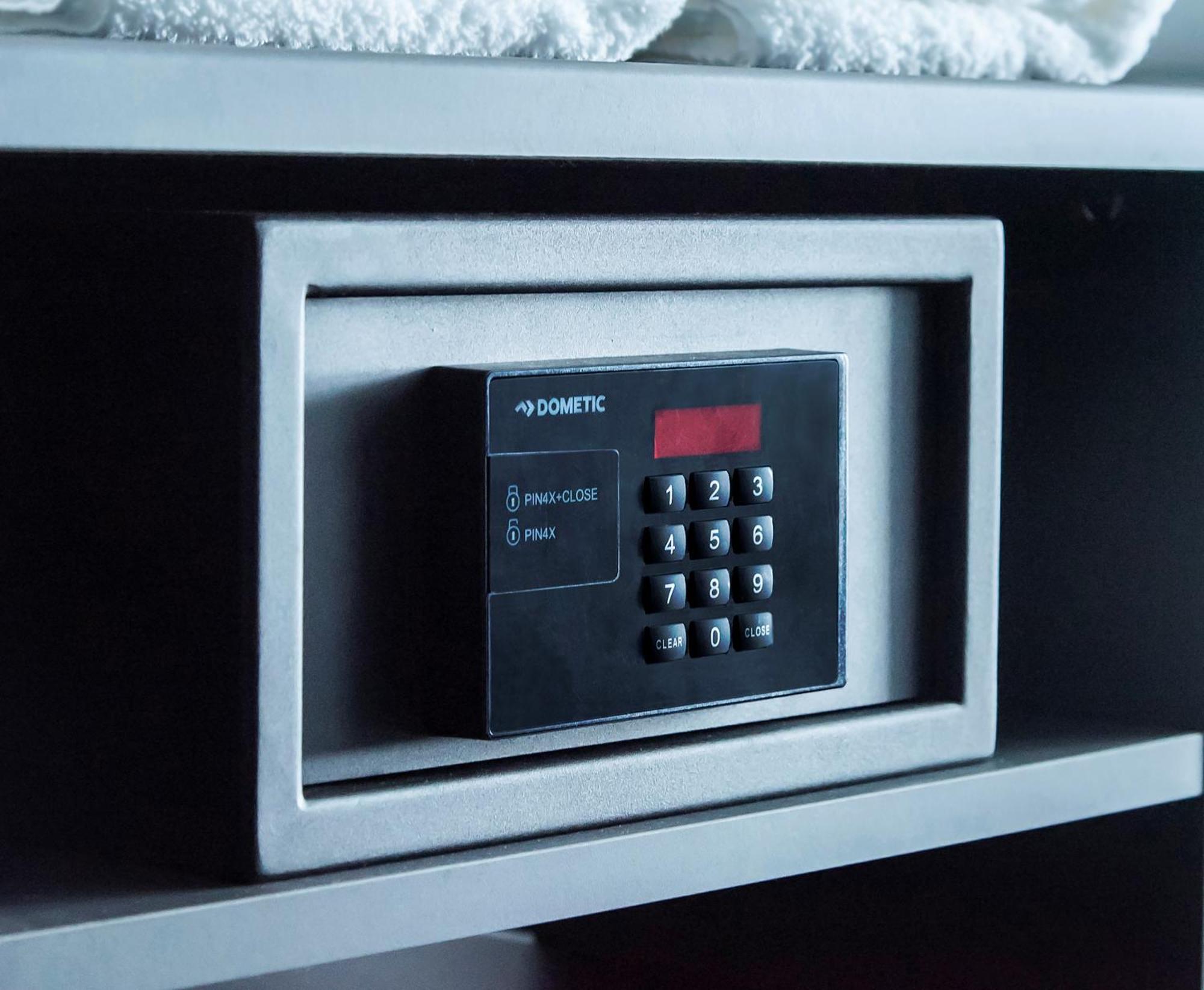 Standard Double Room with Complimentary Light Breakfast - Non-Smoking