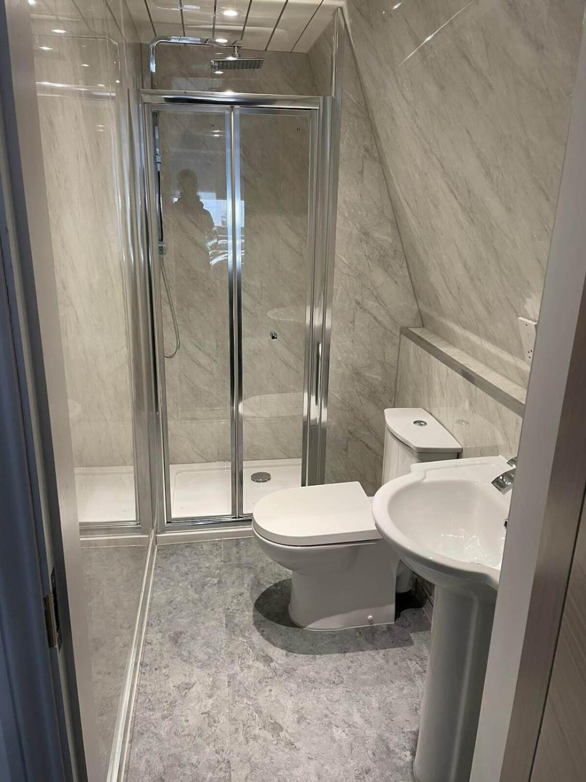 Standard Twin Room,1563085051:JPEG