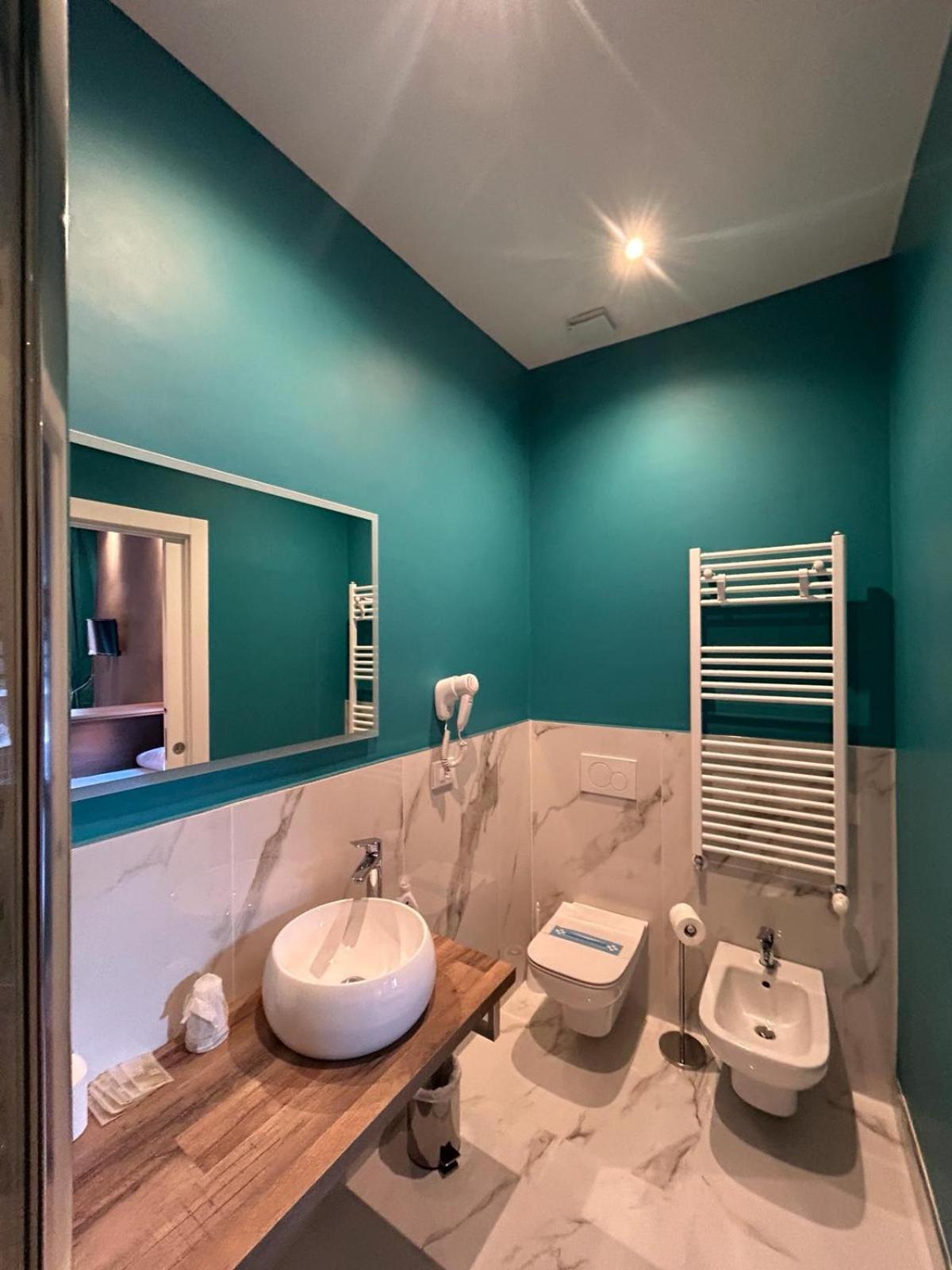 Junior Suite with Canal View
