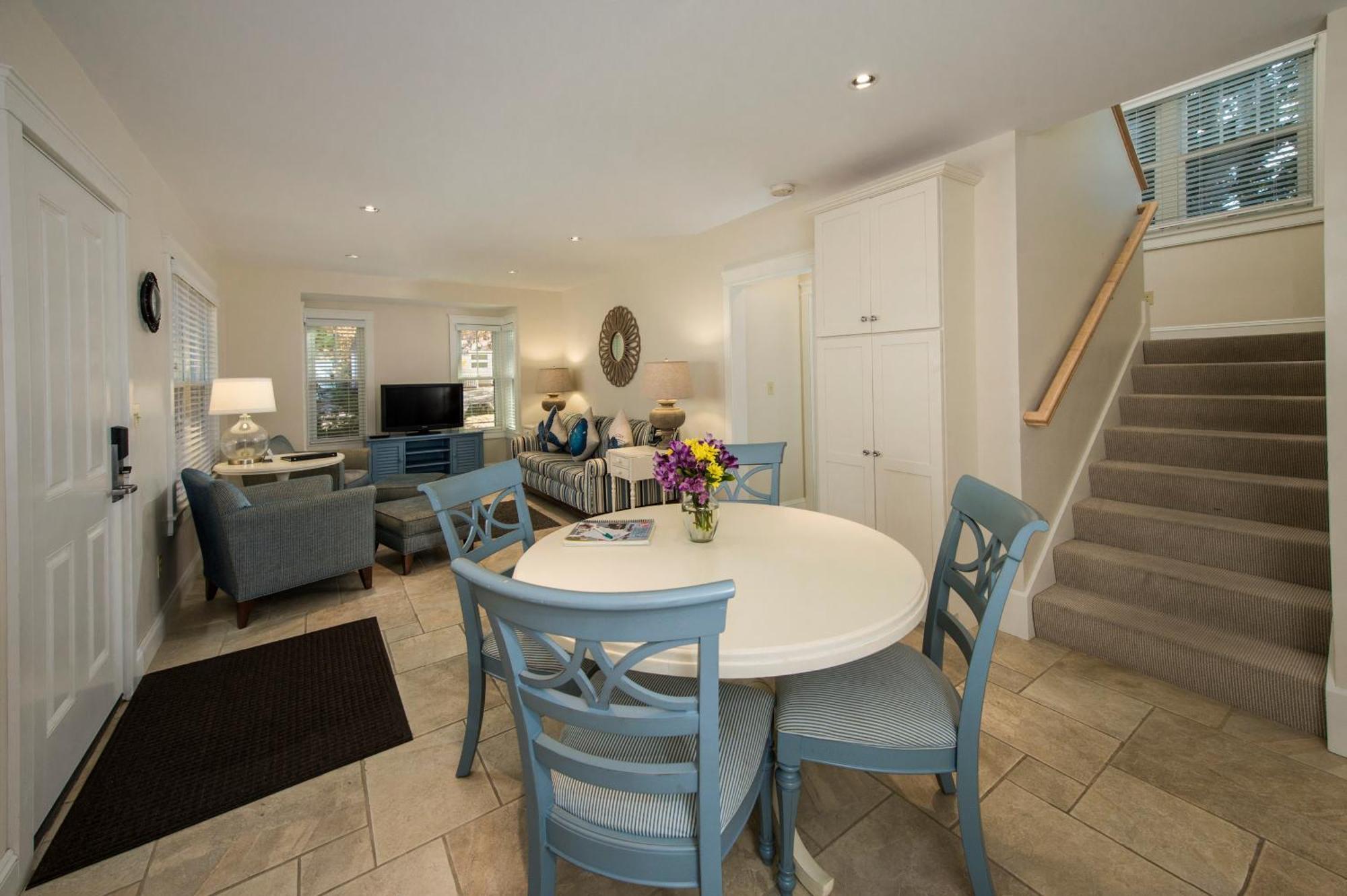 The Cottage at Acorn Lane,1594648943:JPEG