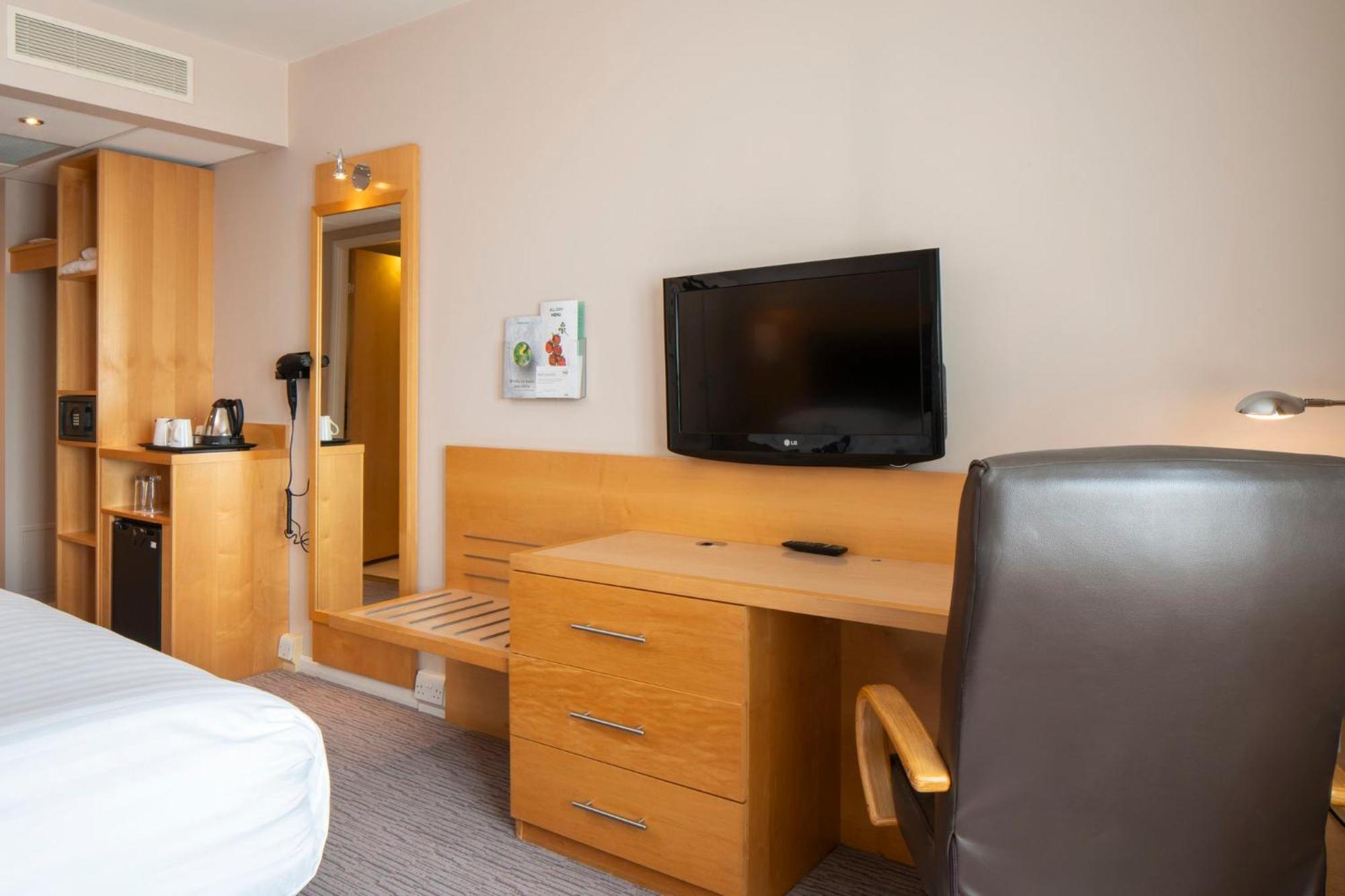 Standard Double Room Two Double Beds