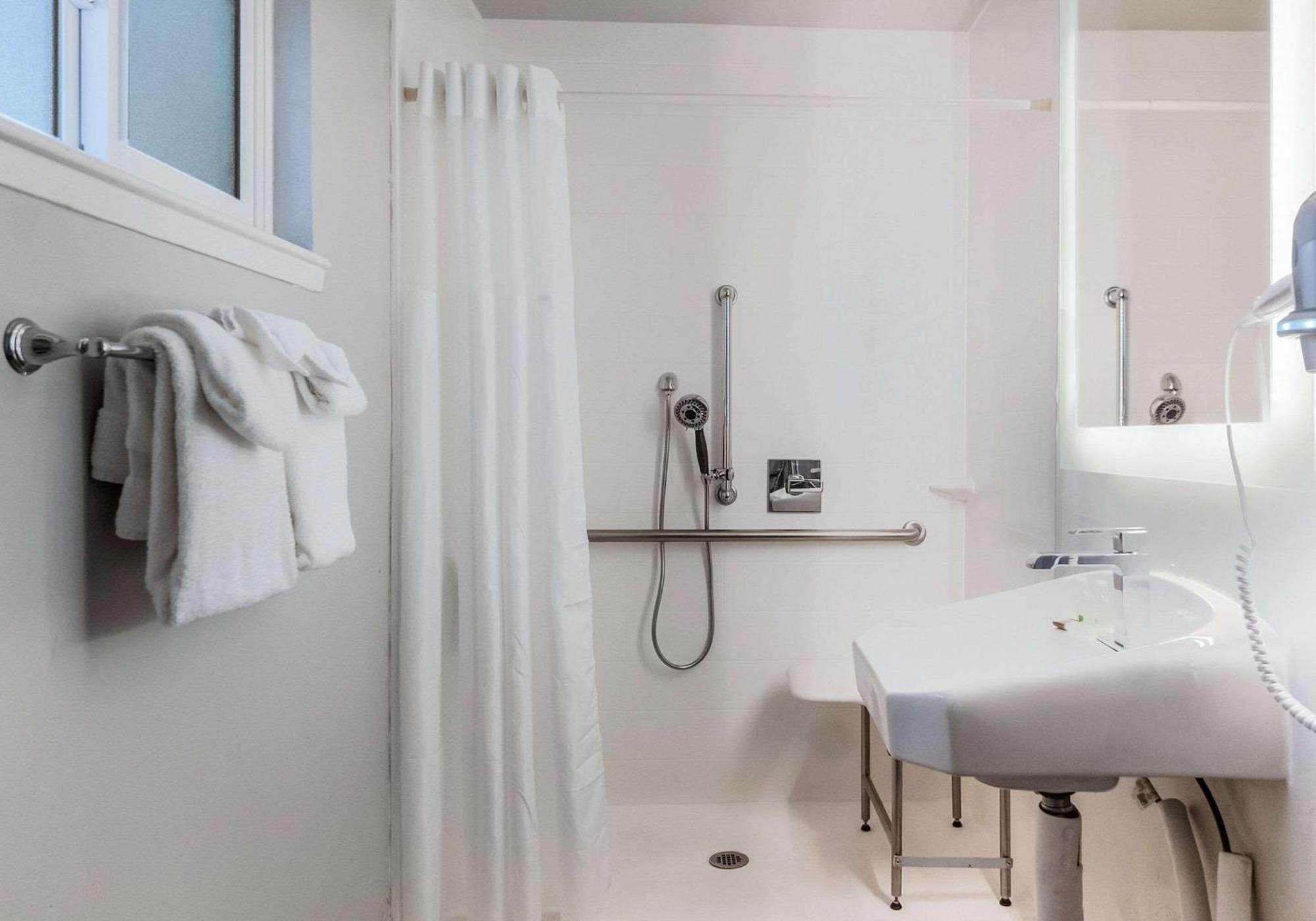 Habitación adaptada para personas con movilidad reducida - No fumadores - Cama grande
