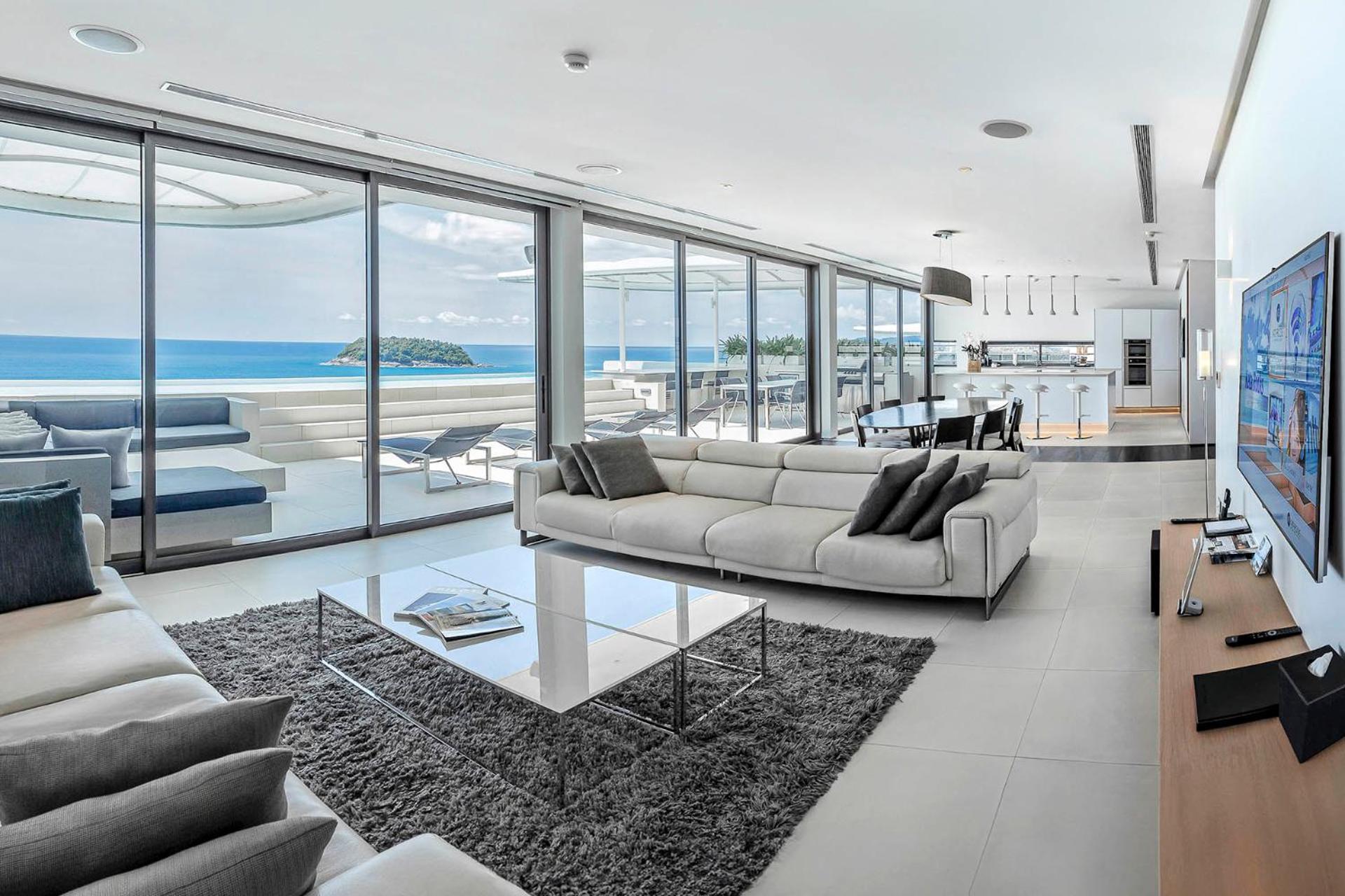 Villa 4 Chambres avec Piscine à Débordement