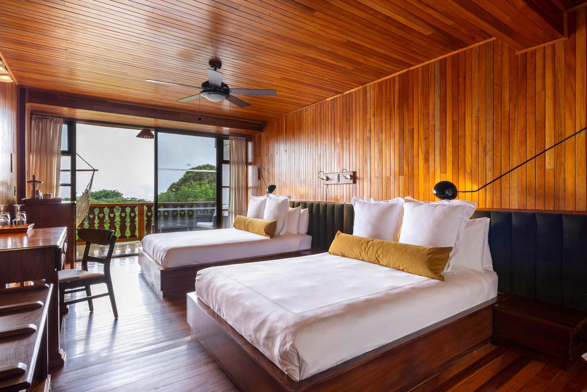 Peninsula Room,1594713972:JPEG