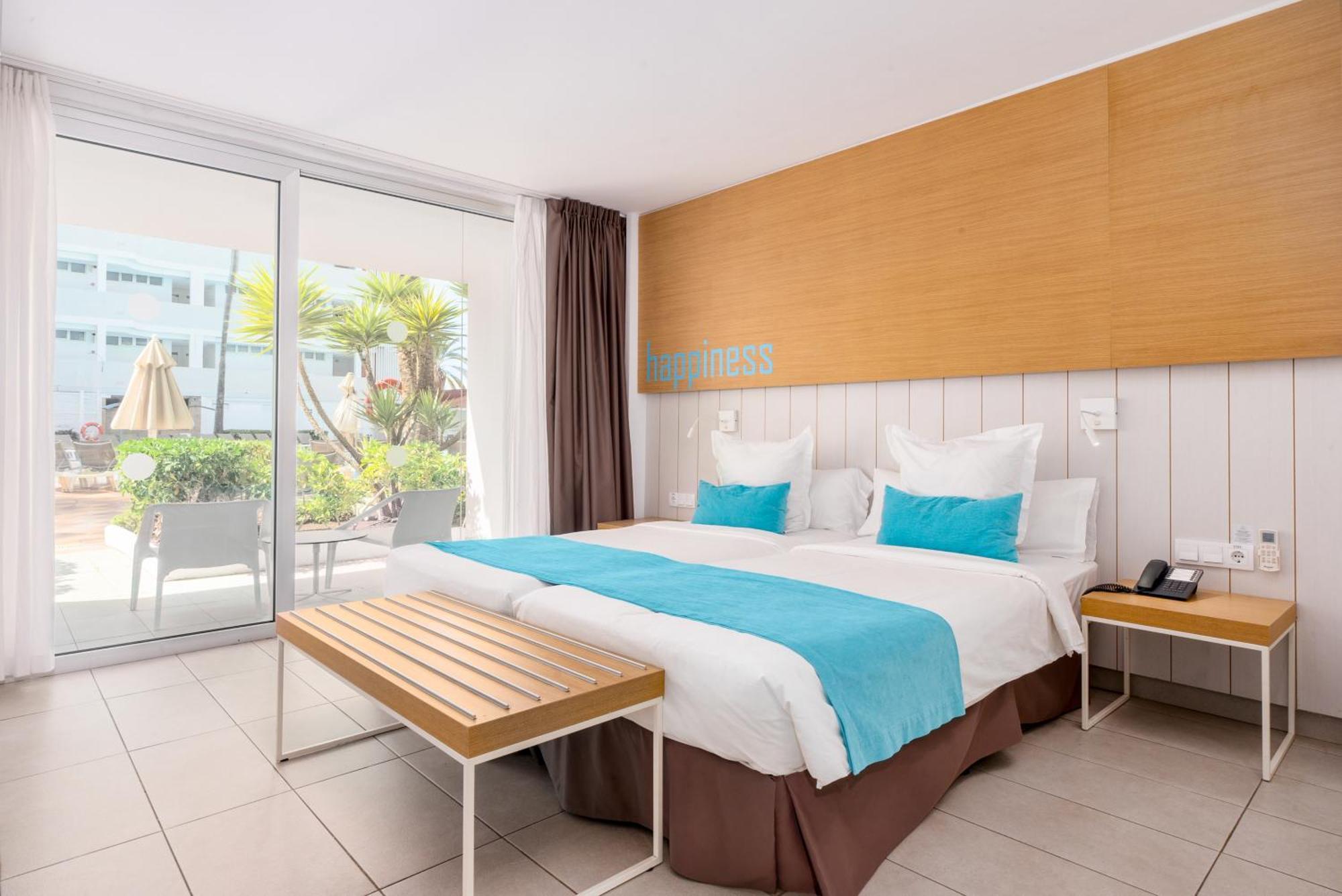 Double Room with Pool View,1597545990:JPEG