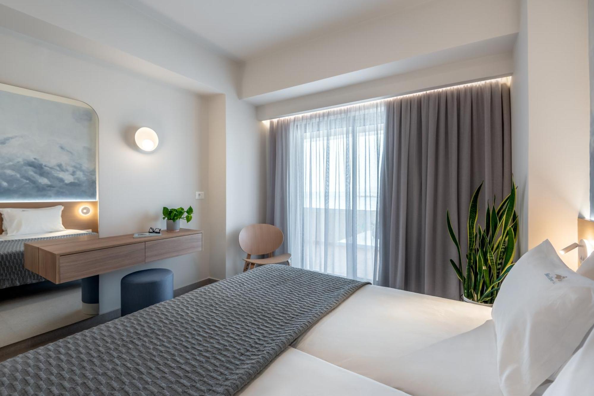 Premium Two-bedroom Sea View Suite