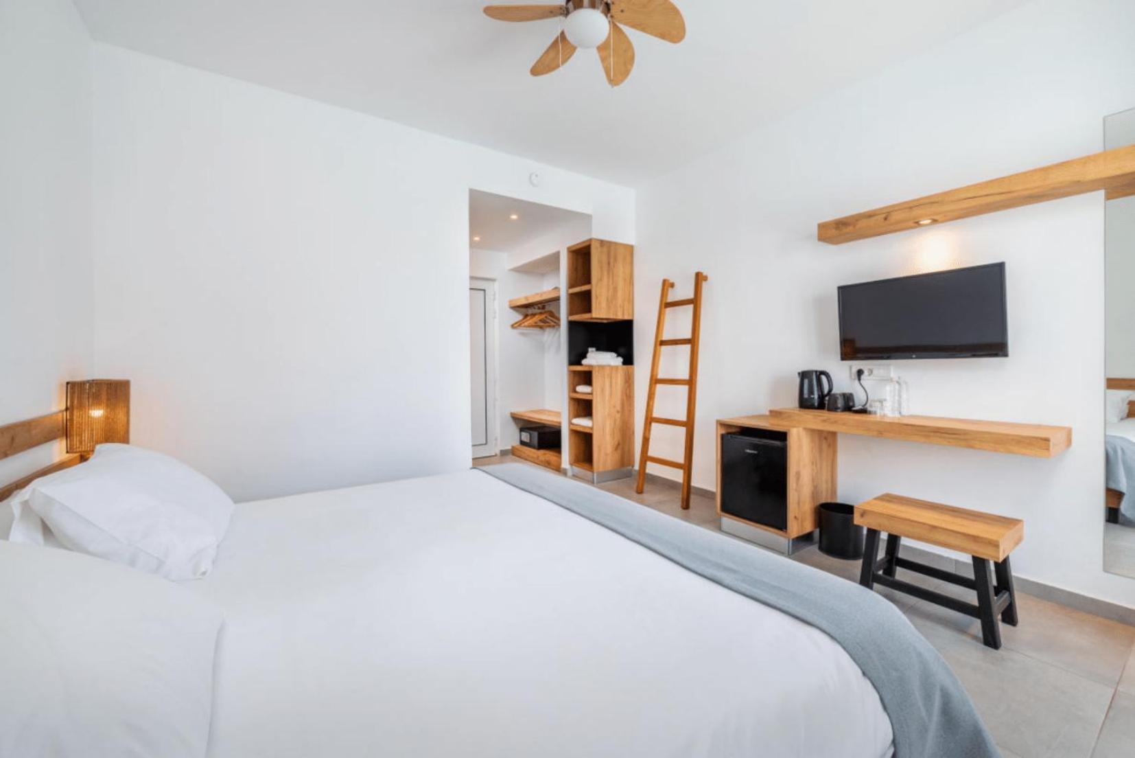 Twin Room with Pool View
