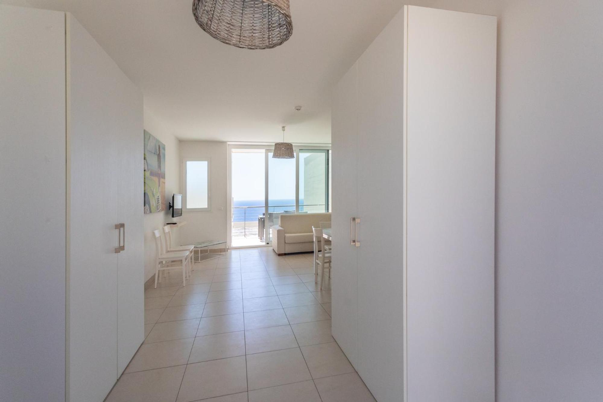 Three-Bedroom Deluxe Apartment