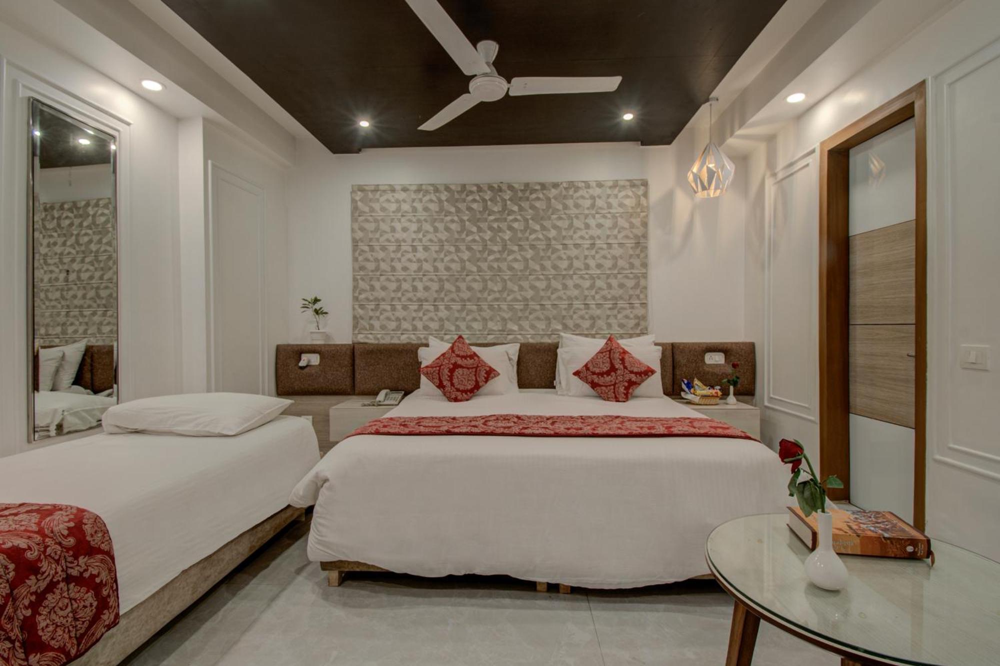 Deluxe Double or Twin Room
